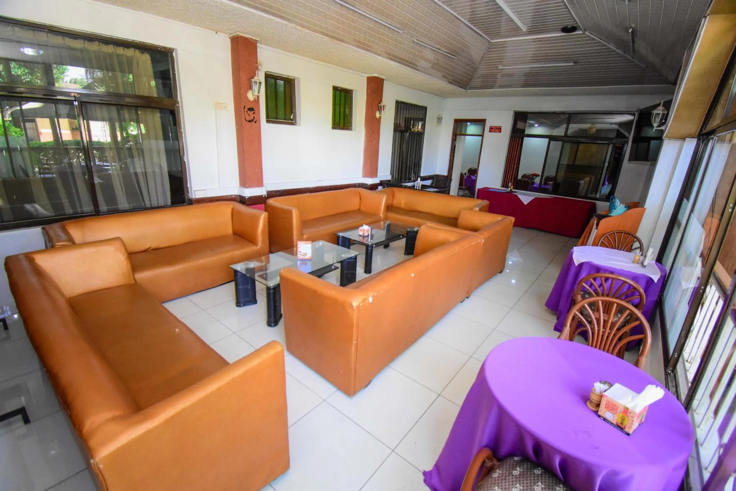 Seating area in Sunstar Hotel Nairobi