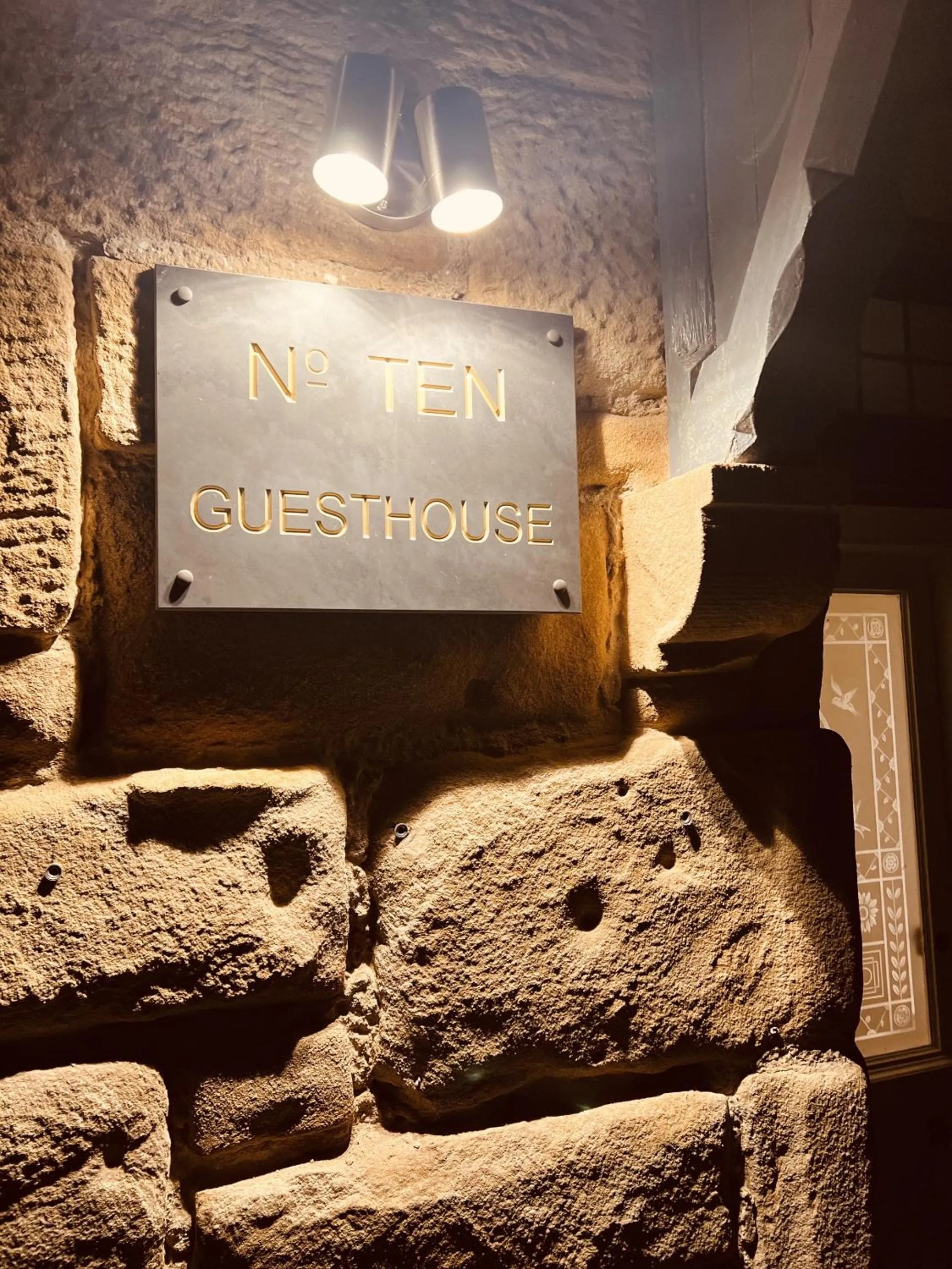 No. Ten Guesthouse