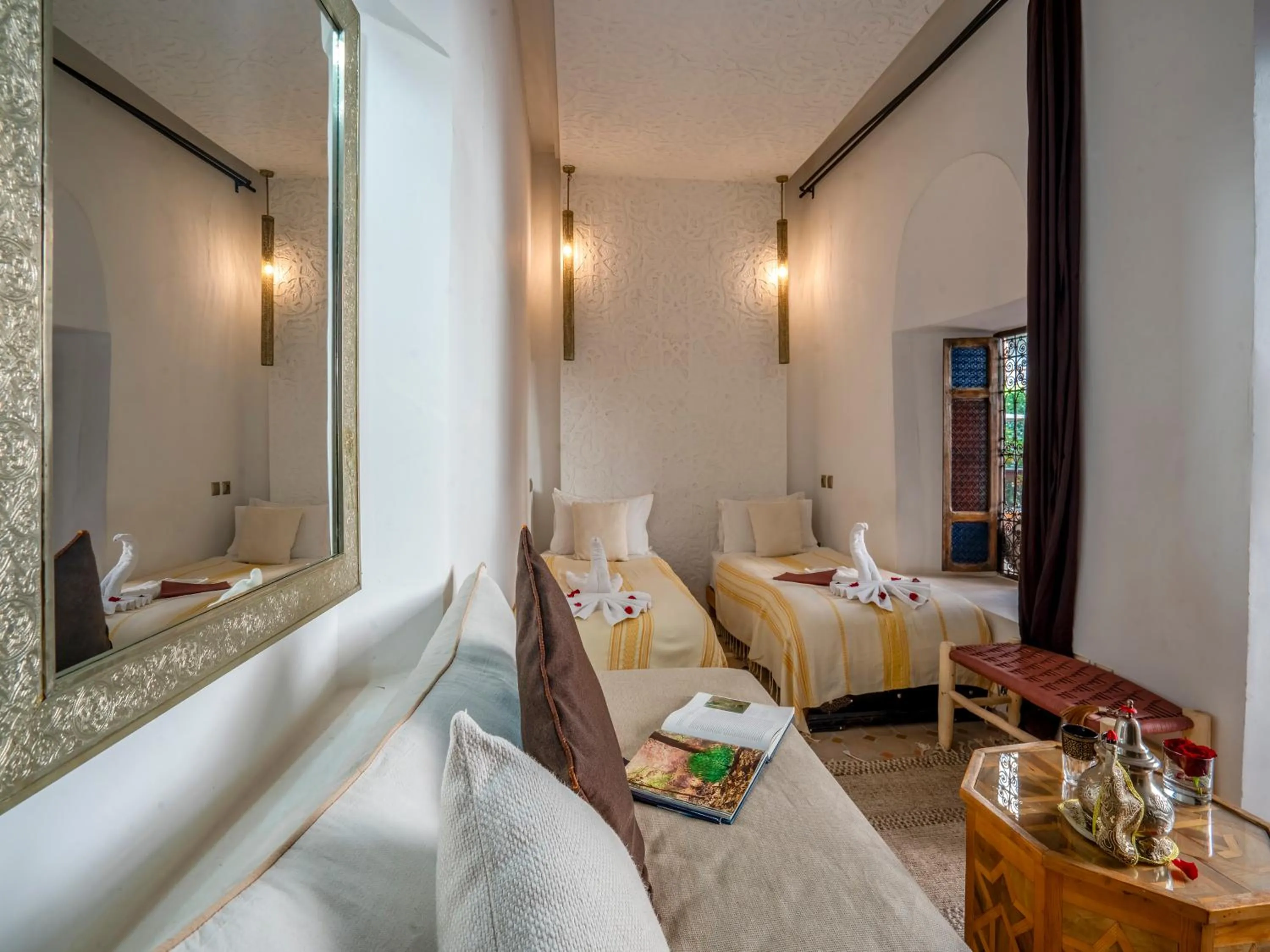 Bed in Riad Maialou & SPA