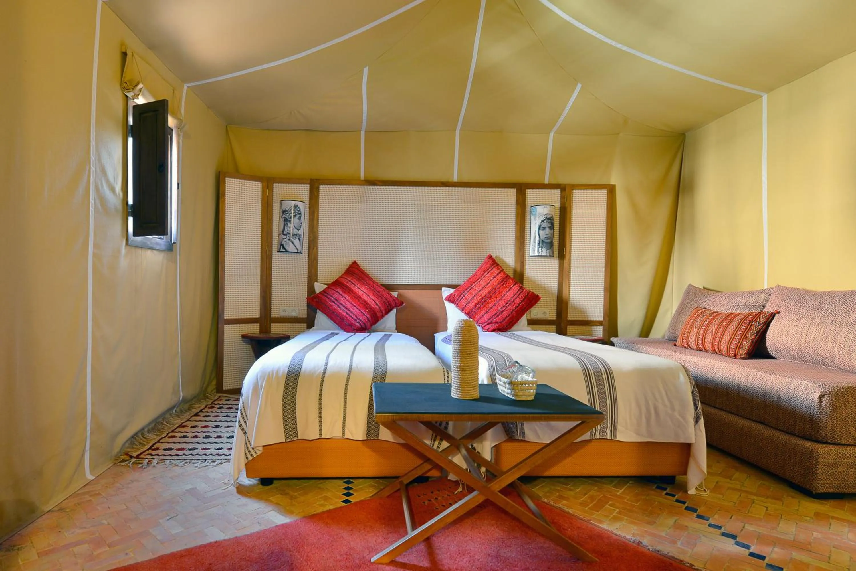 Bedroom, Bed in Riad Maialou & SPA