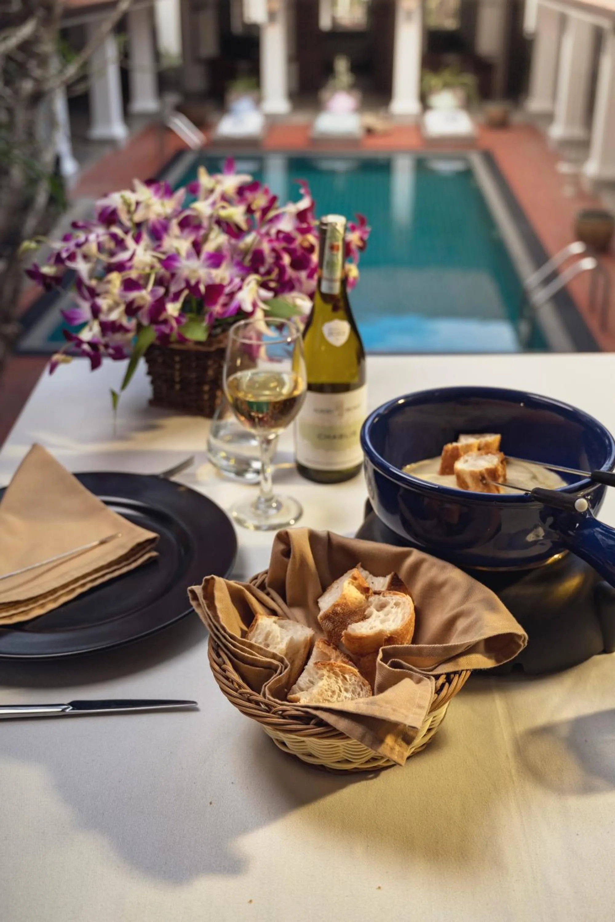 Restaurant/places to eat in La Maison de Colombo