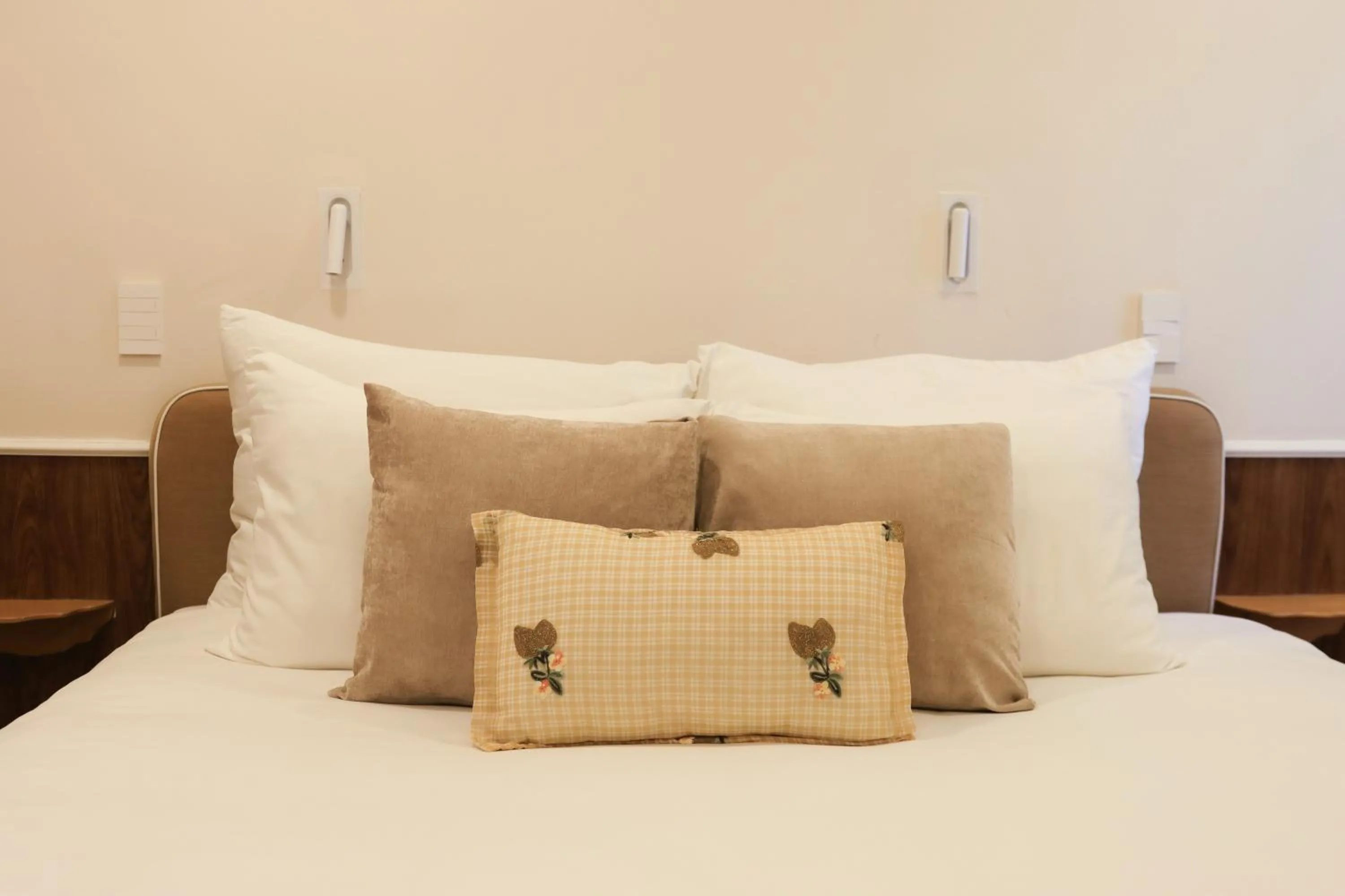 Bed in Le Macaron Garden Stay - City Boutique Hotel Da Lat