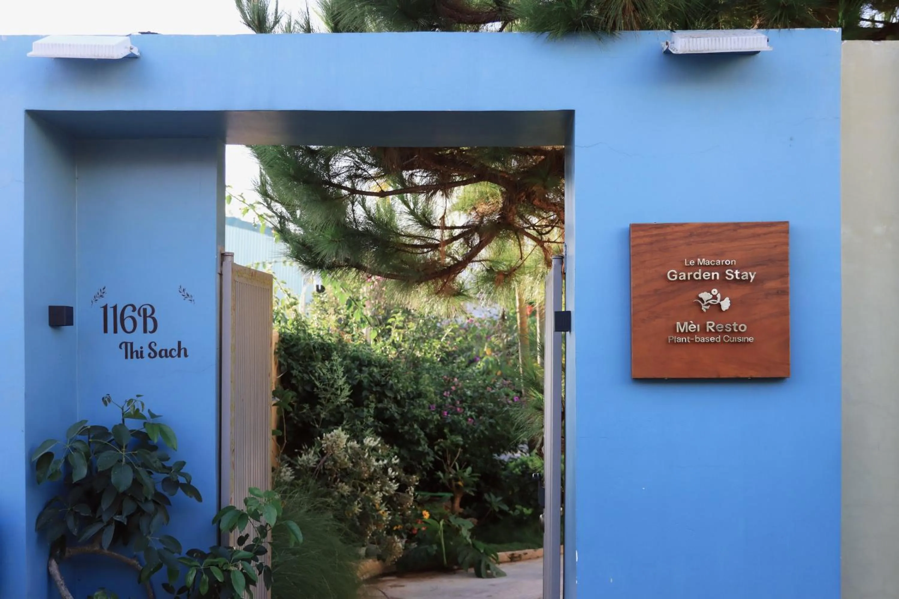 Property logo or sign in Le Macaron Garden Stay - City Boutique Hotel Da Lat