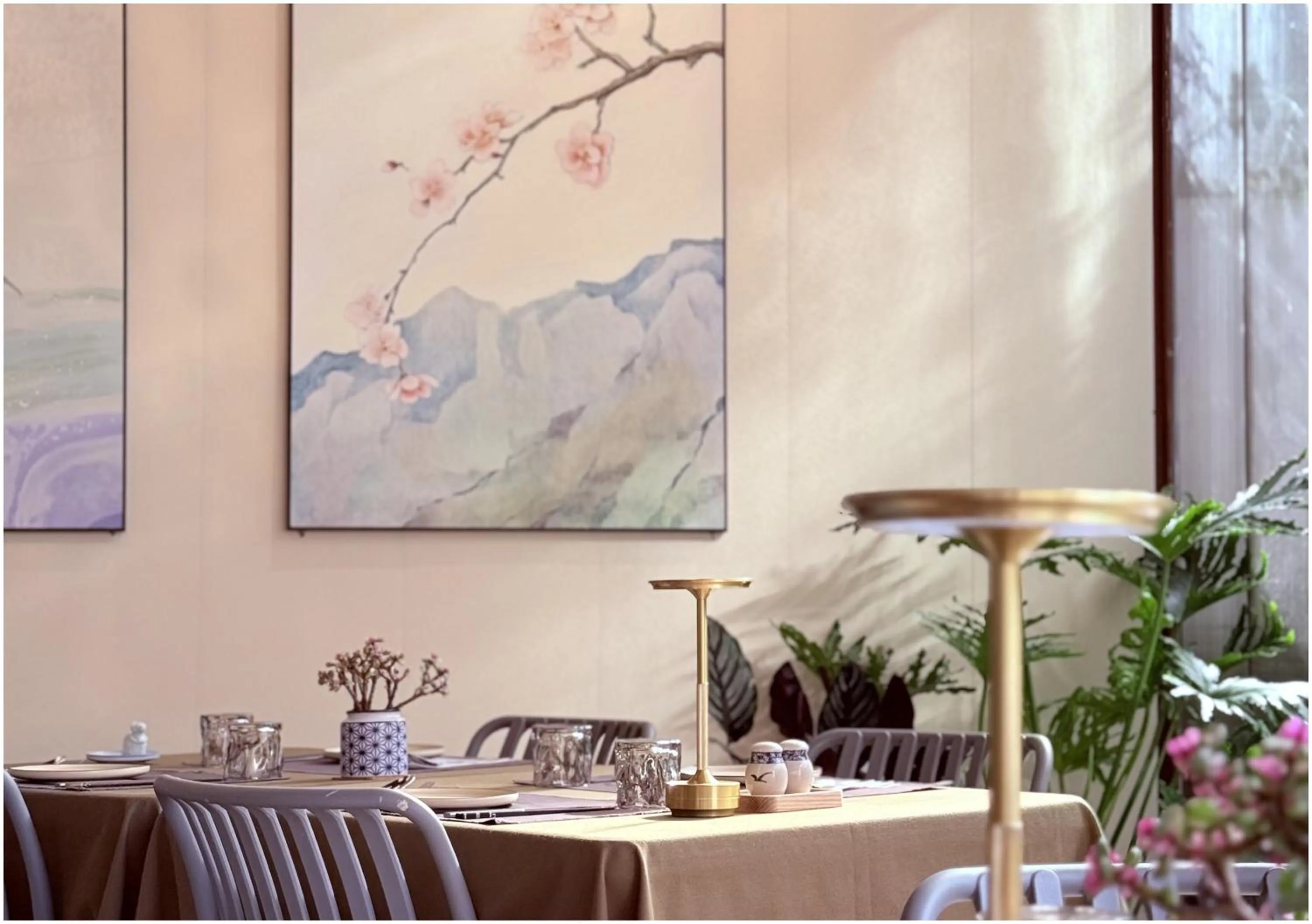 Restaurant/places to eat in Le Macaron Garden Stay - City Boutique Hotel Da Lat