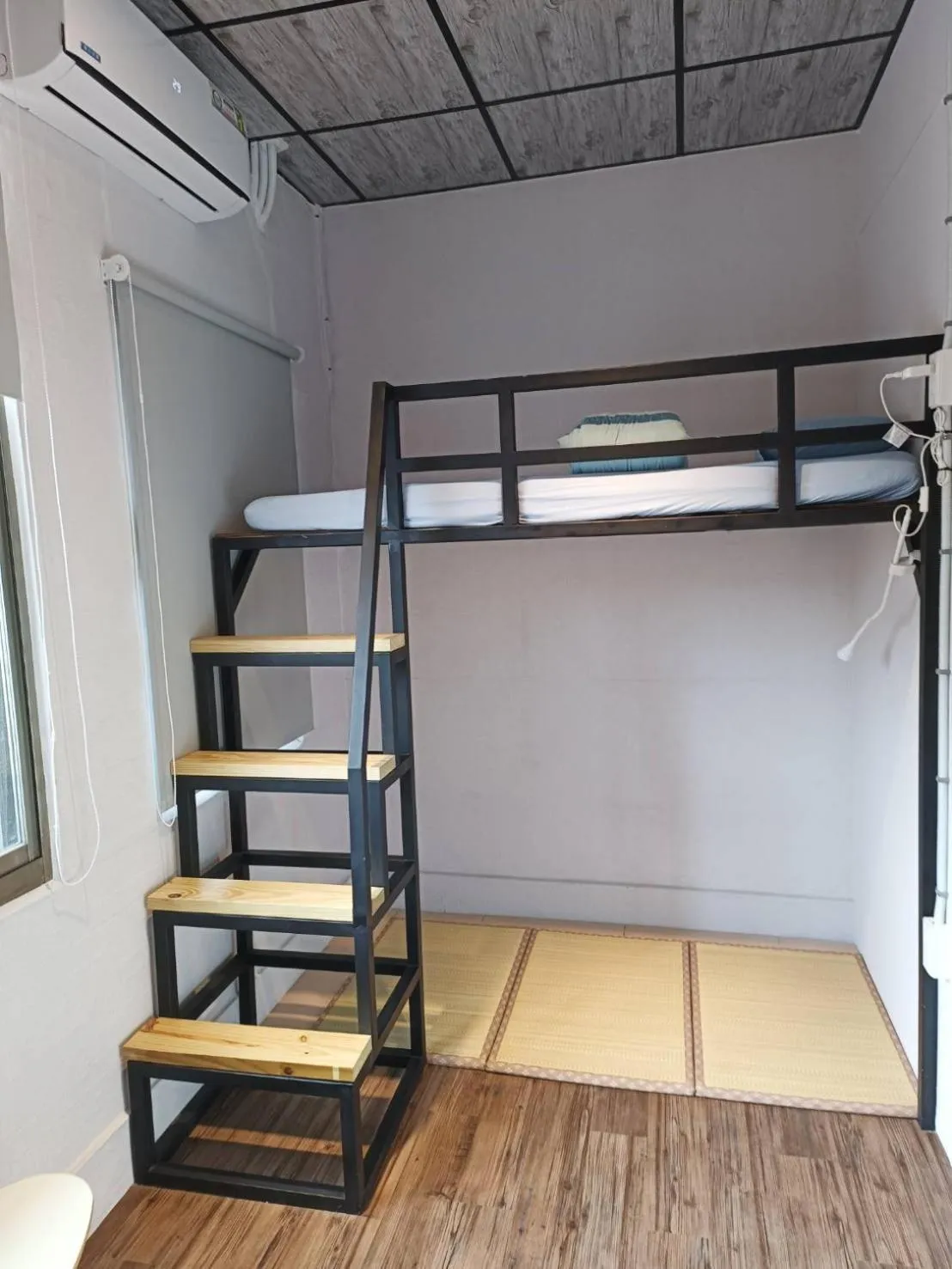 bunk bed in North Coast Homestay