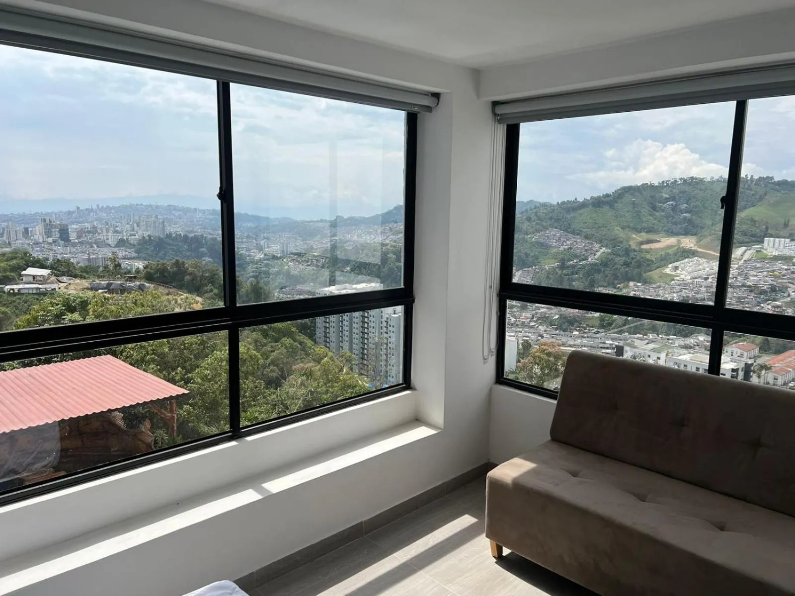 Day in Hotel Golden Hills Manizales
