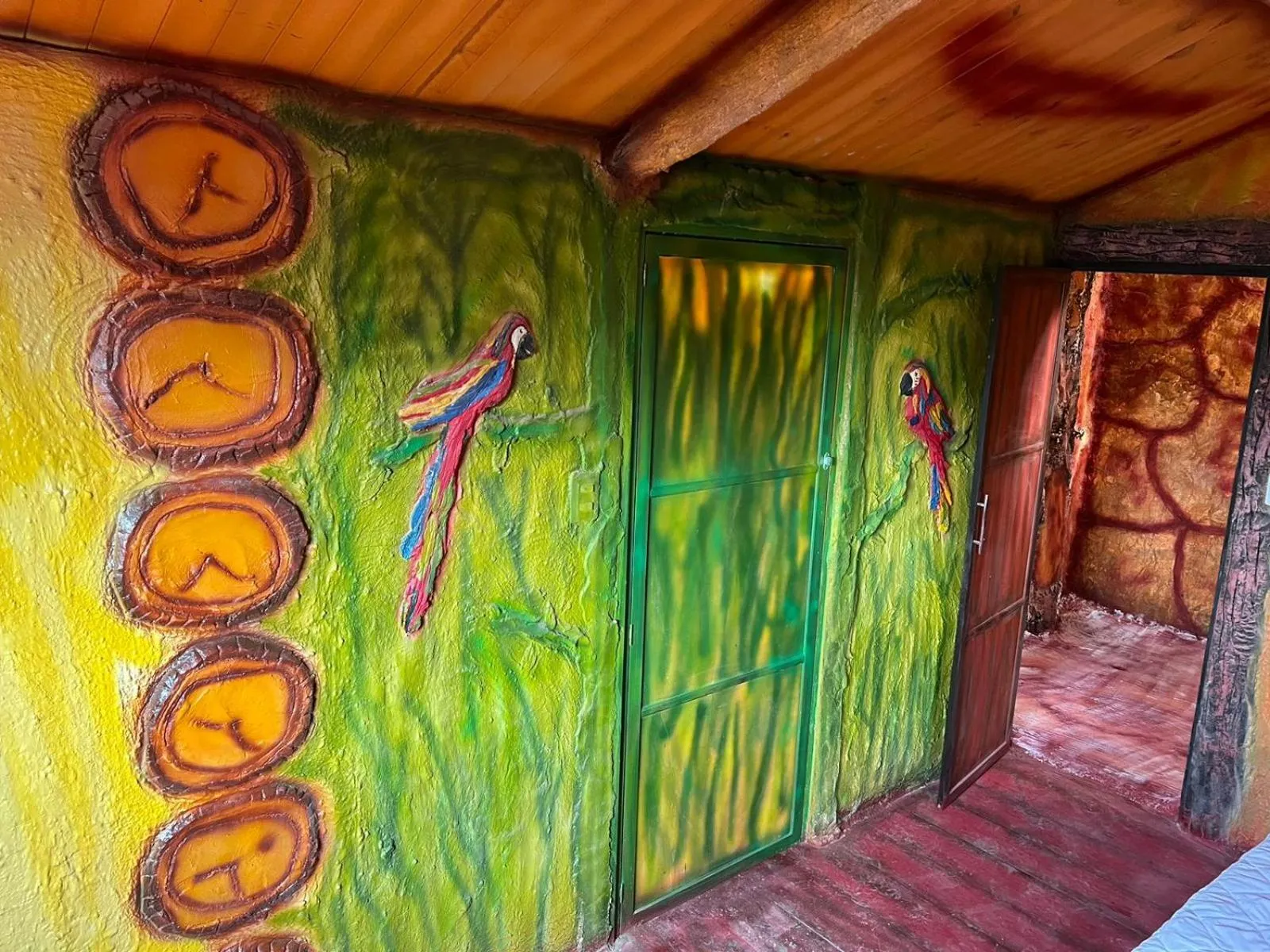 Decorative detail in Hotel Golden Hills Manizales