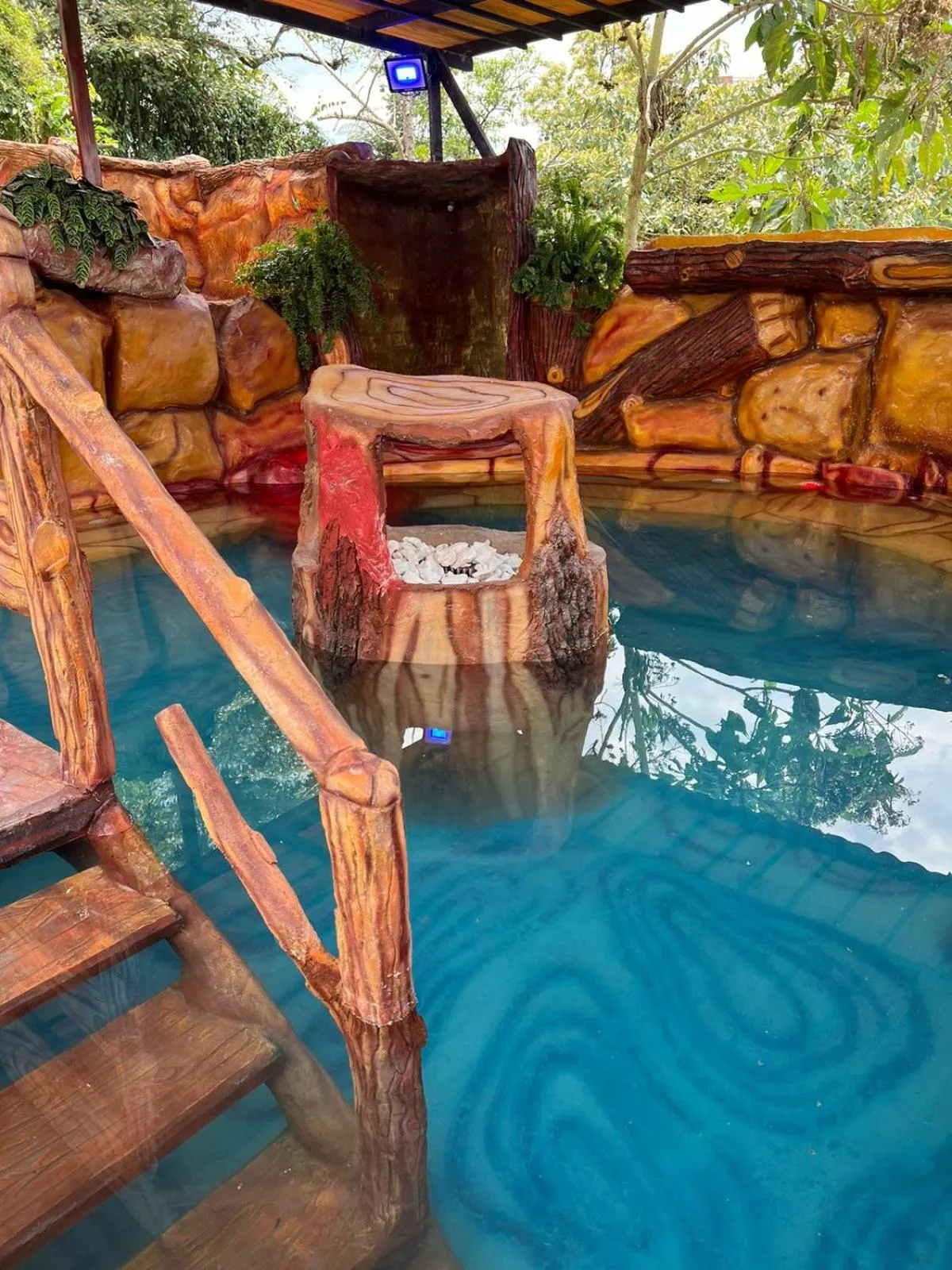 Patio in Hotel Golden Hills Manizales
