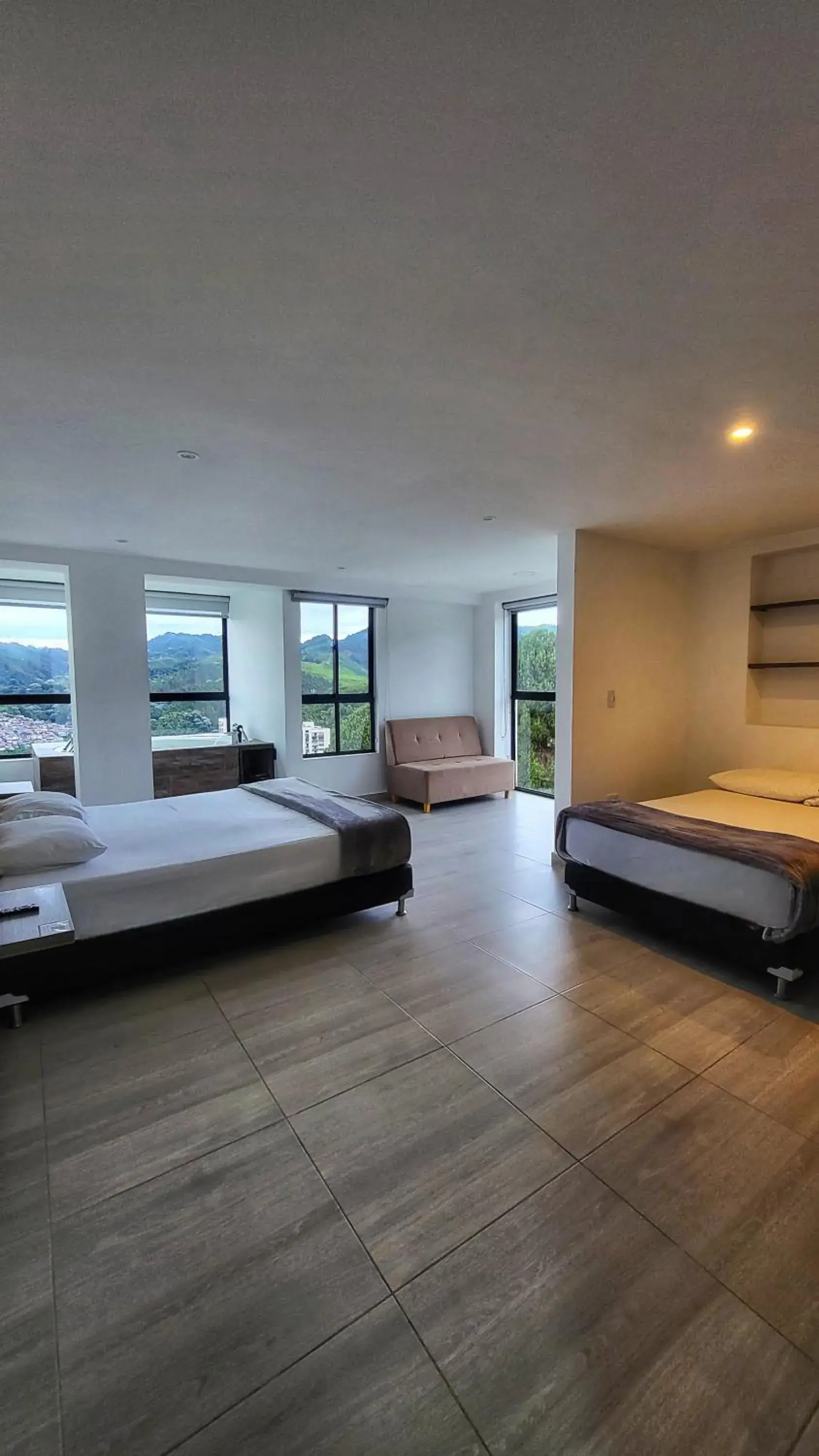 Superior Double or Twin Room with City View - single occupancy in Hotel Golden Hills Manizales Superior Double or Twin Room with City View - single occupancy in Hotel Golden Hills Manizales