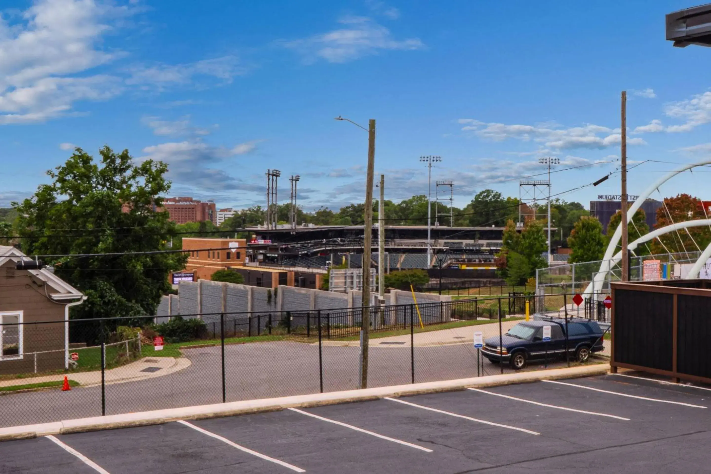 Property building in Clarion Pointe Winston - Salem Downtown Property building in Clarion Pointe Winston - Salem Downtown