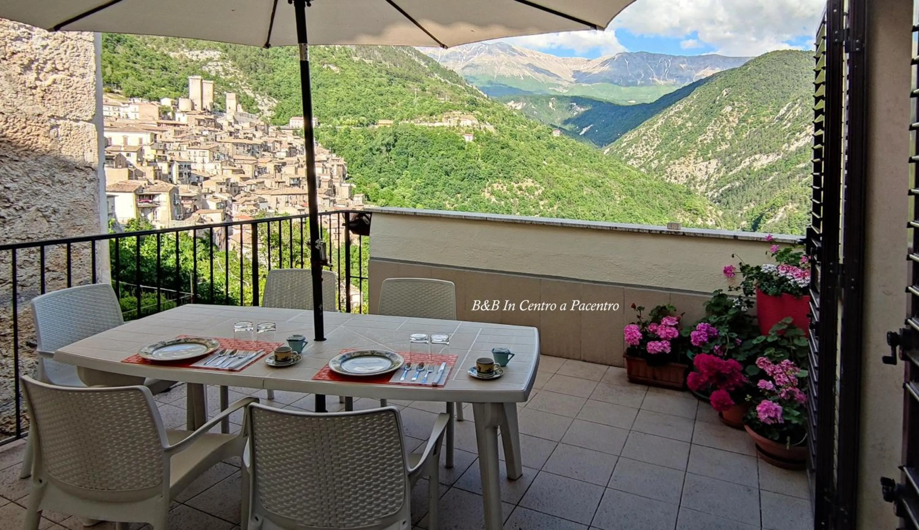 Patio in B&B In Centro a Pacentro