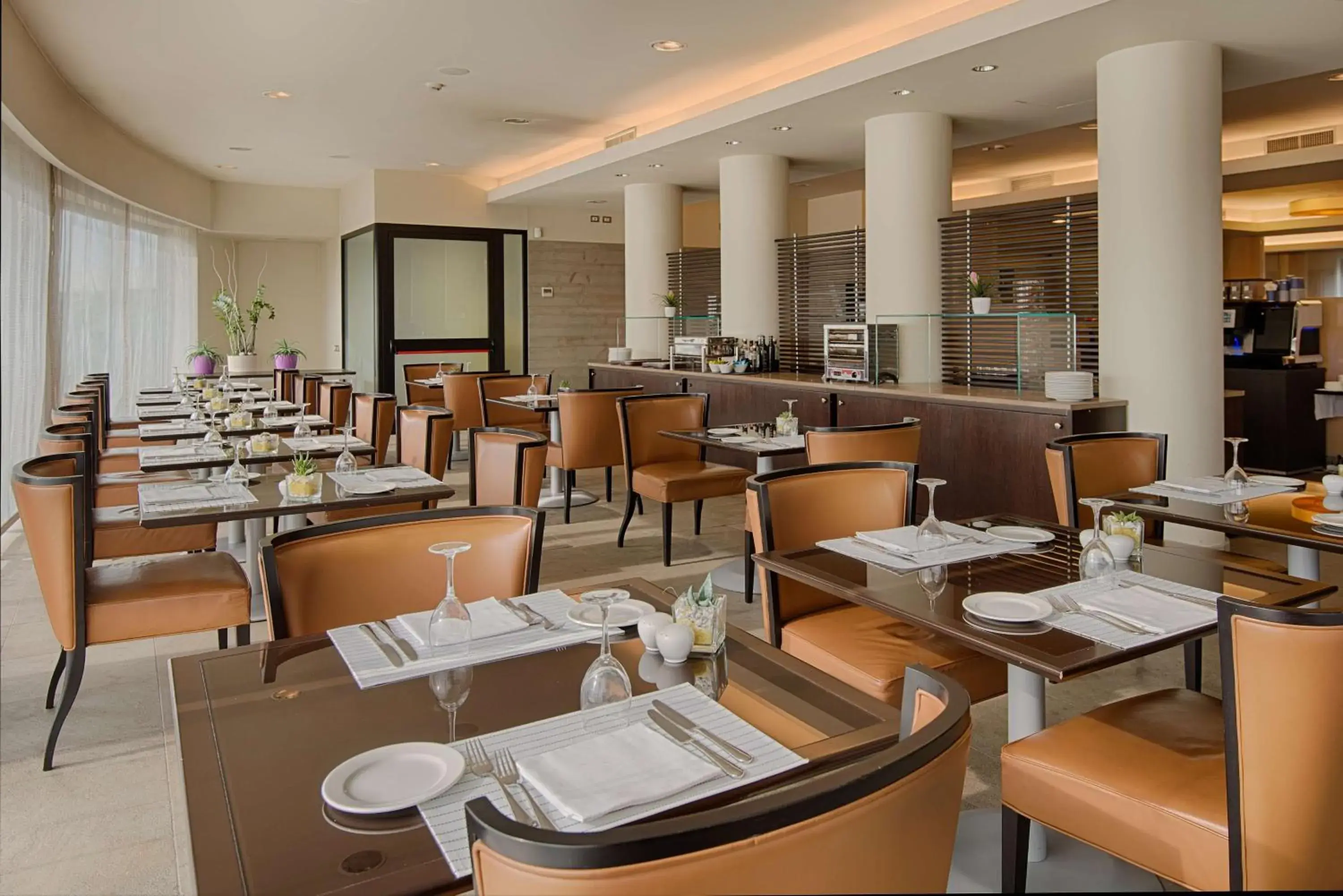 Restaurant/places to eat in NH Linate Restaurant/places to eat in NH Linate