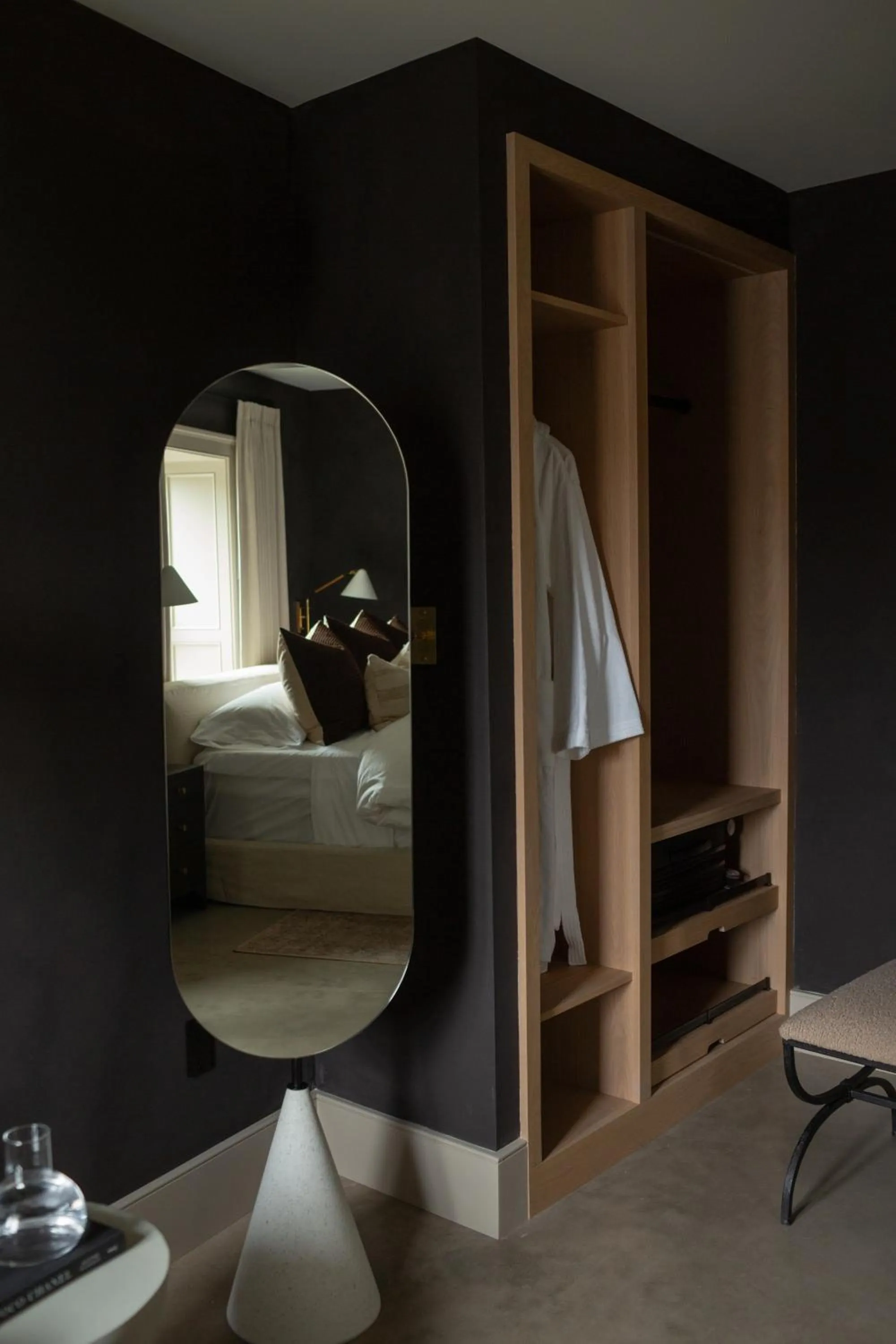 wardrobe in Kat Florence Hotels