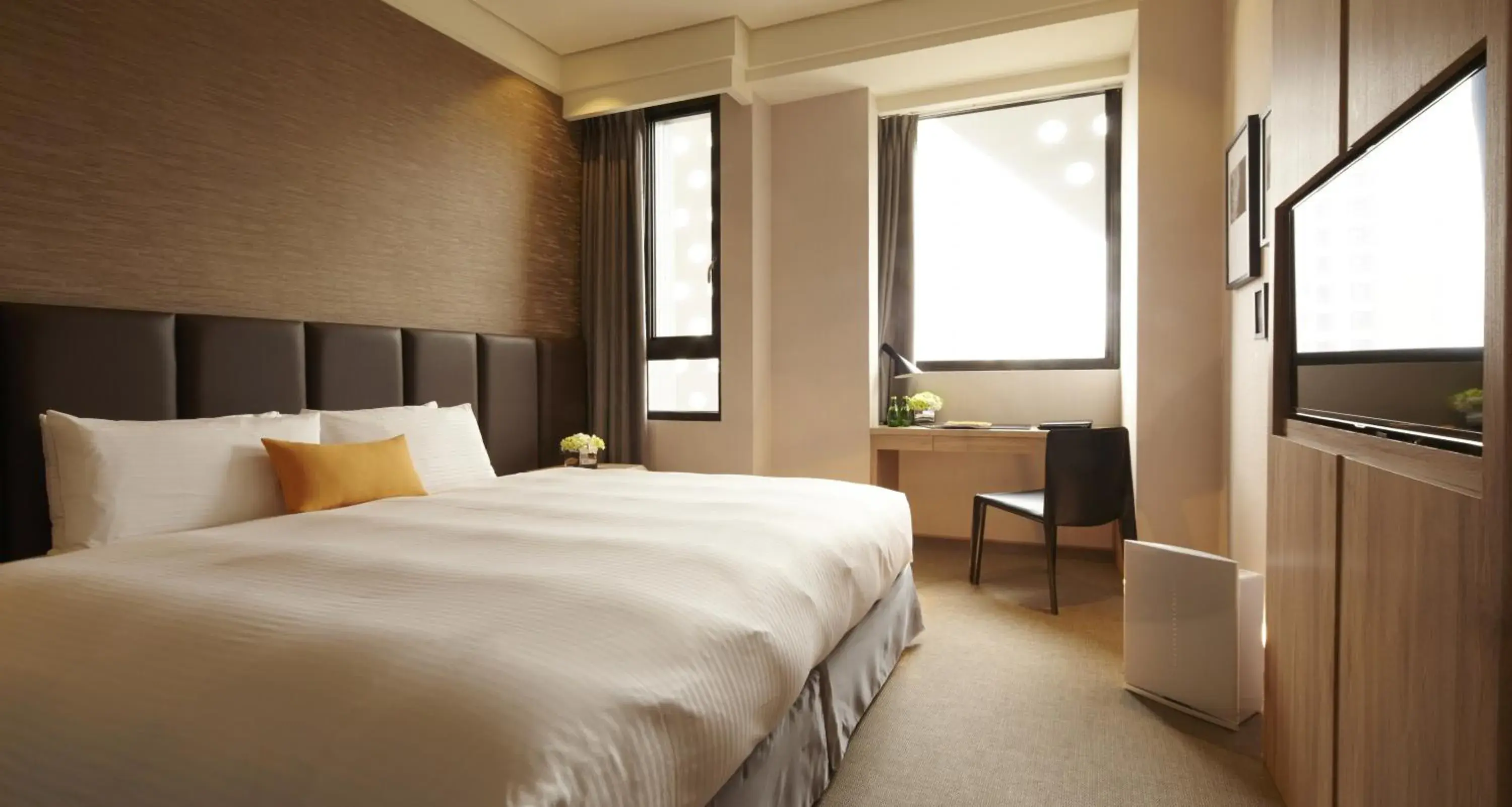 Photo of the whole room, Bed in Treeart Hotel Photo of the whole room, Bed in Treeart Hotel