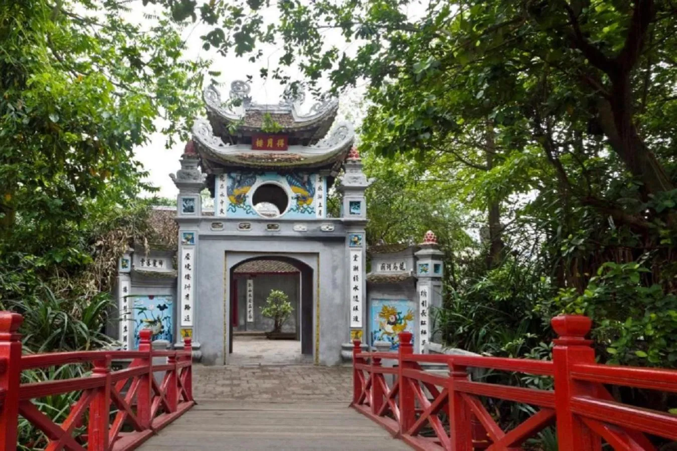 Nearby landmark in Sunline Central Hotel