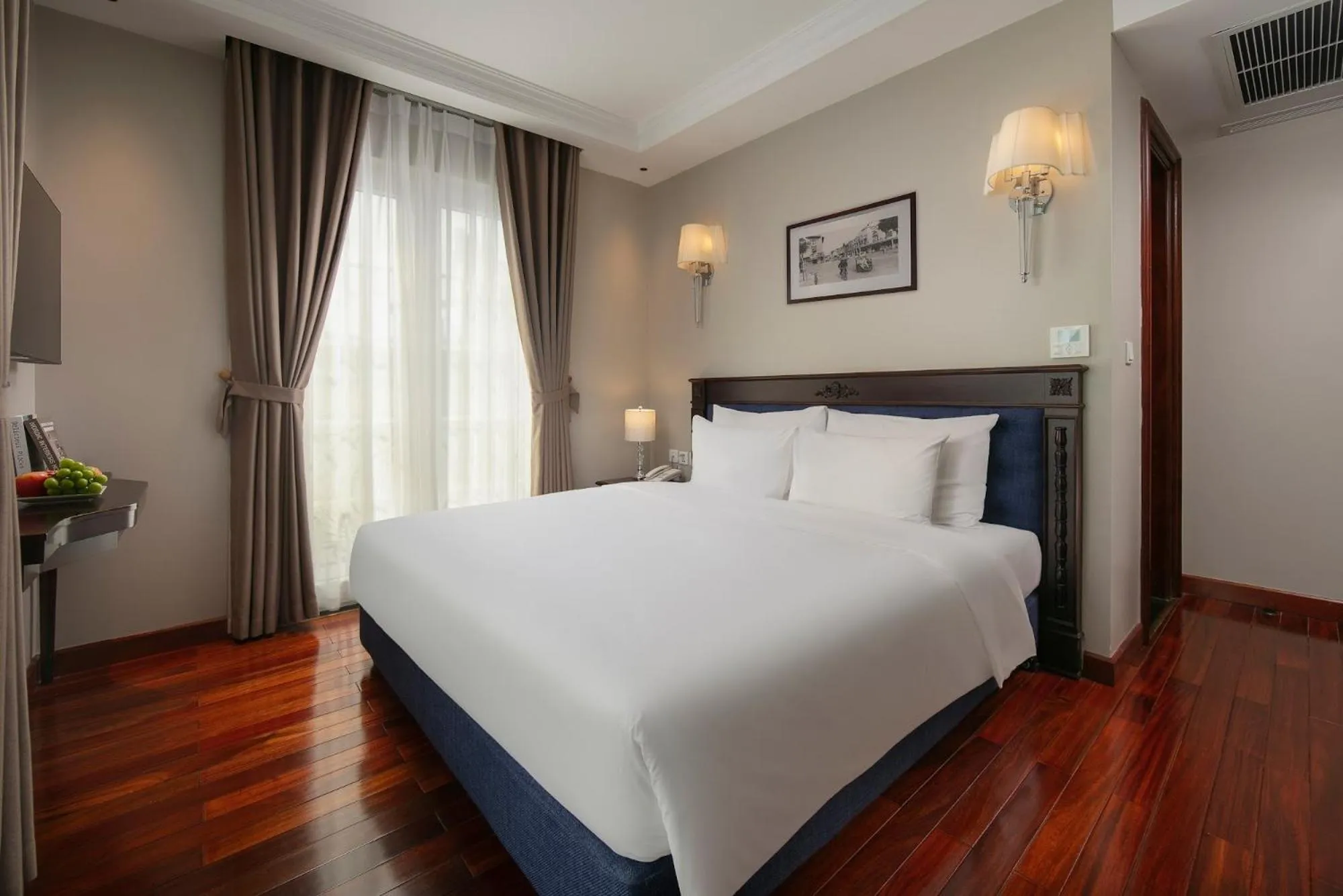 Bedroom, Bed in Sunline Central Hotel