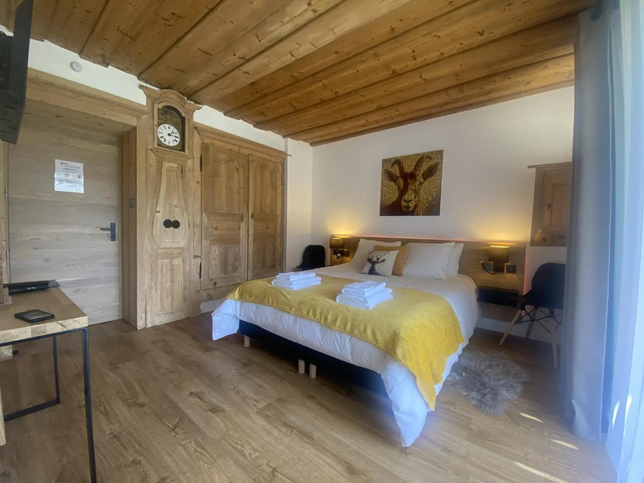 Bedroom, Bed in Du Côté de Chez Sou