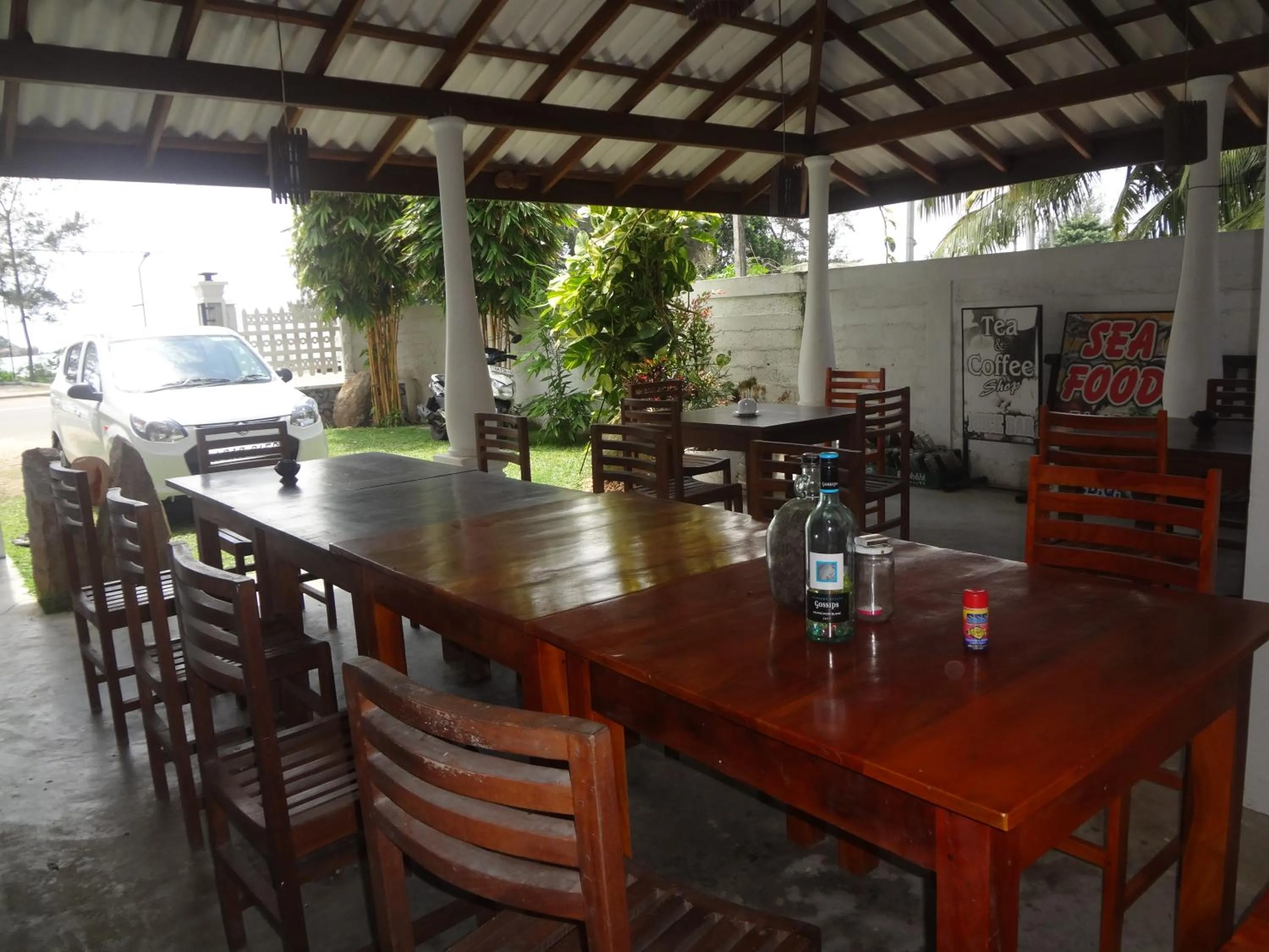 Ceylon Surf Guest and Restaurant