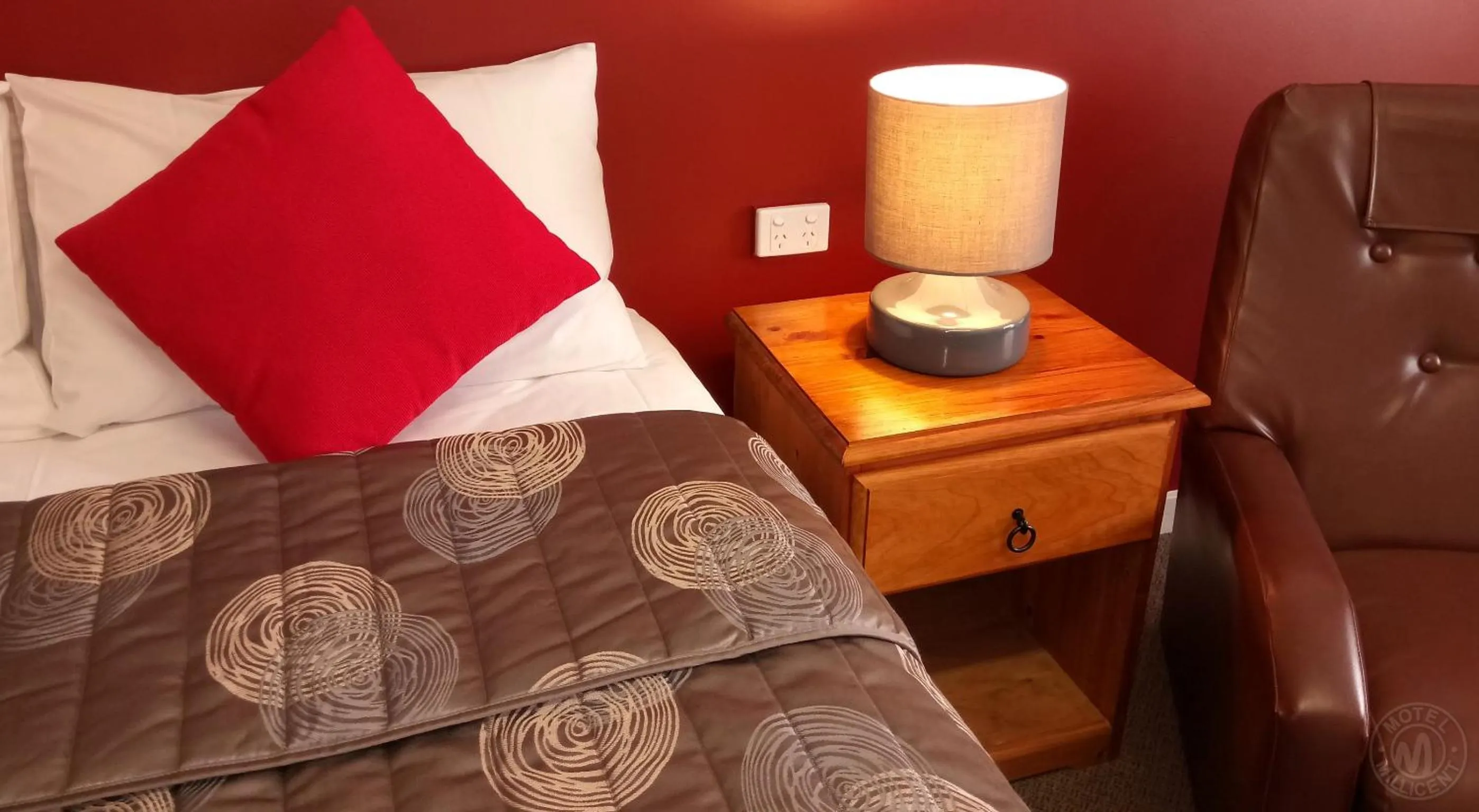 Bedroom, Bed in Millicent Motel