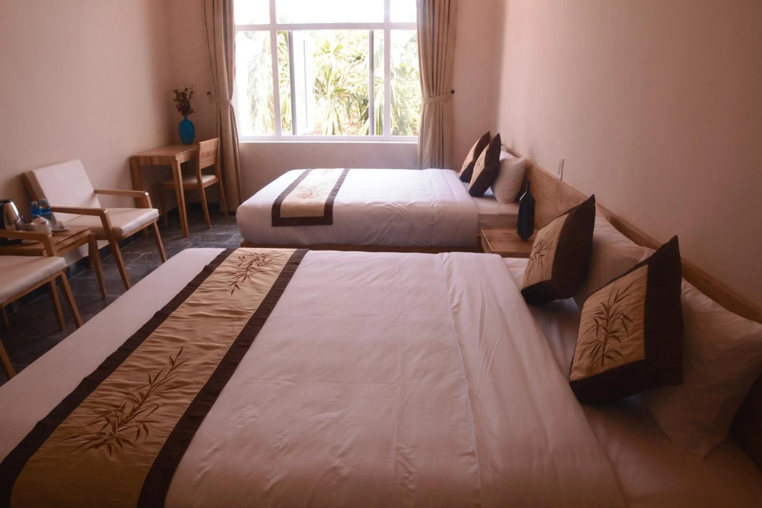 Photo of the whole room, Bed in Jolie Villa Hoi An