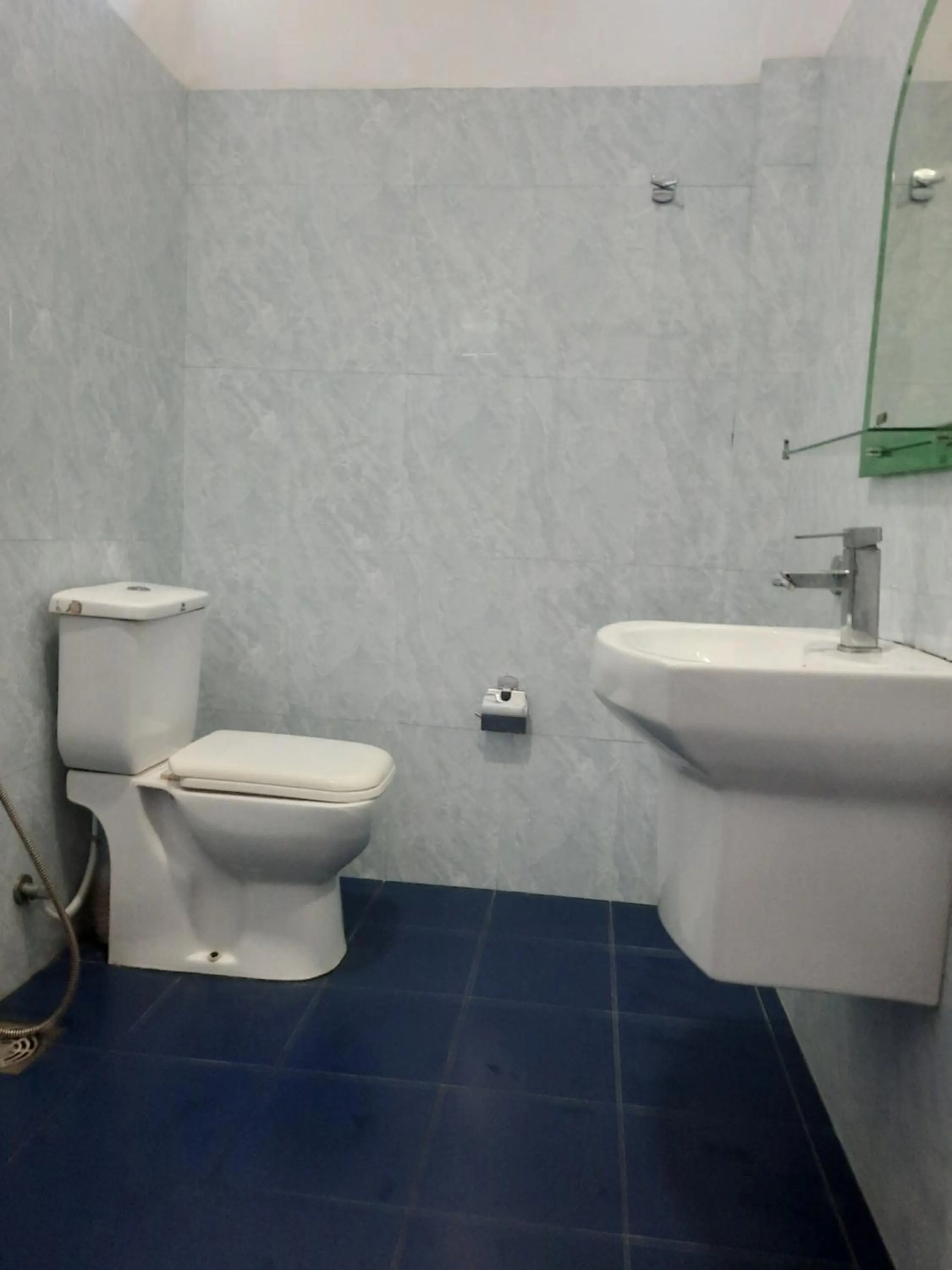 White Surfing Beach Resort