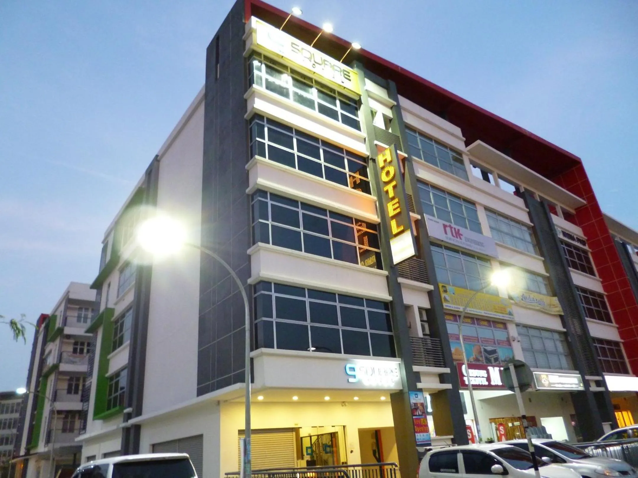 9 Square Hotel - Bandar Baru Bangi