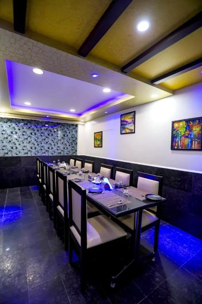 Restaurant/places to eat in PP Residency