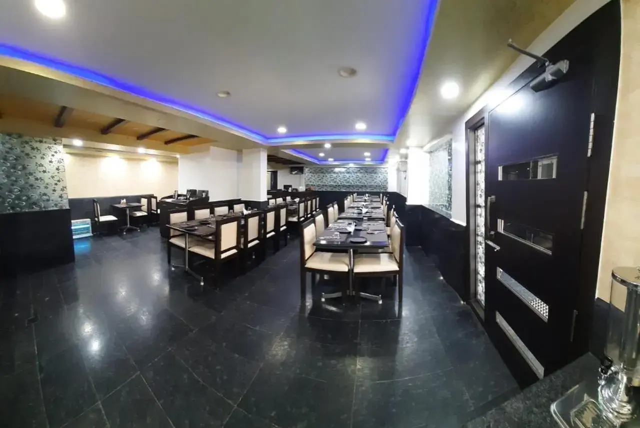 Restaurant/places to eat in PP Residency Restaurant/places to eat in PP Residency
