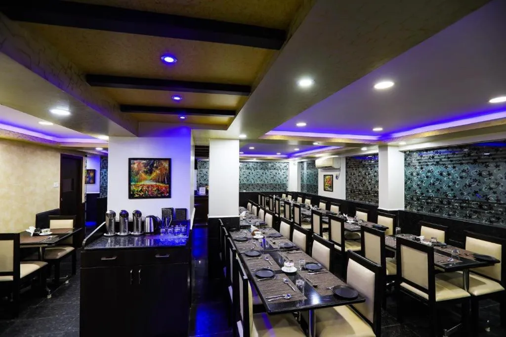 Restaurant/places to eat in PP Residency