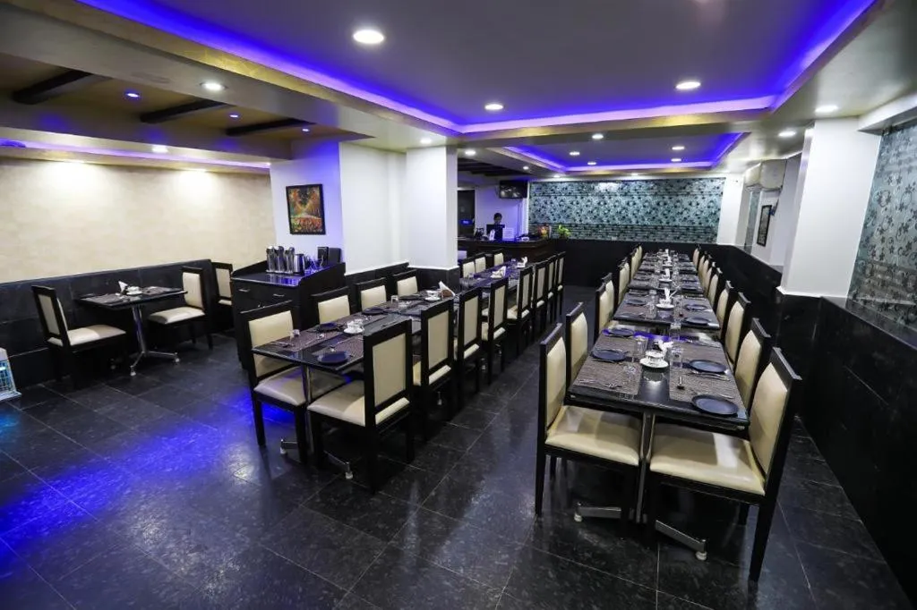 Restaurant/places to eat in PP Residency