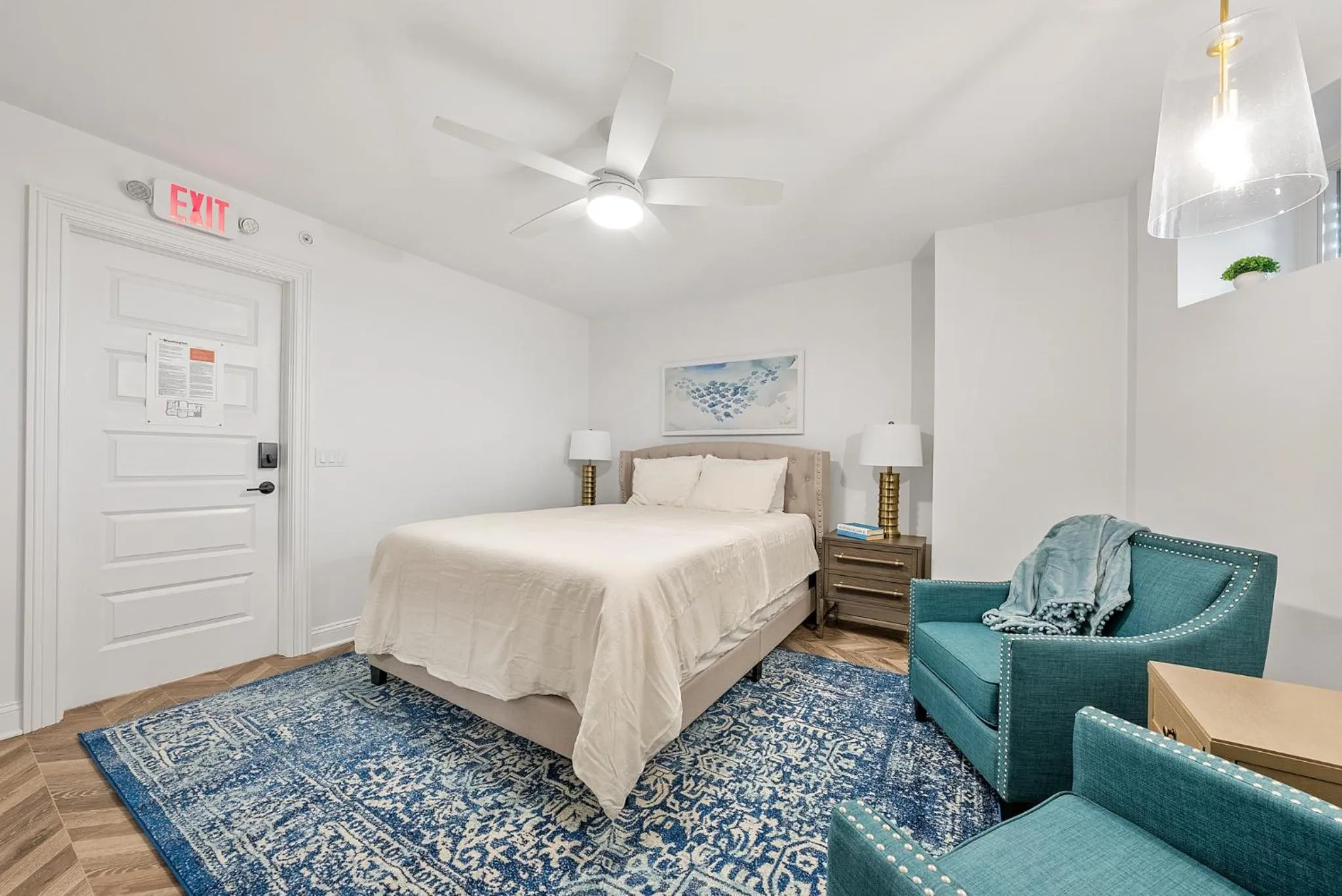 Bed in The Washington Downtown Boutique Hotel