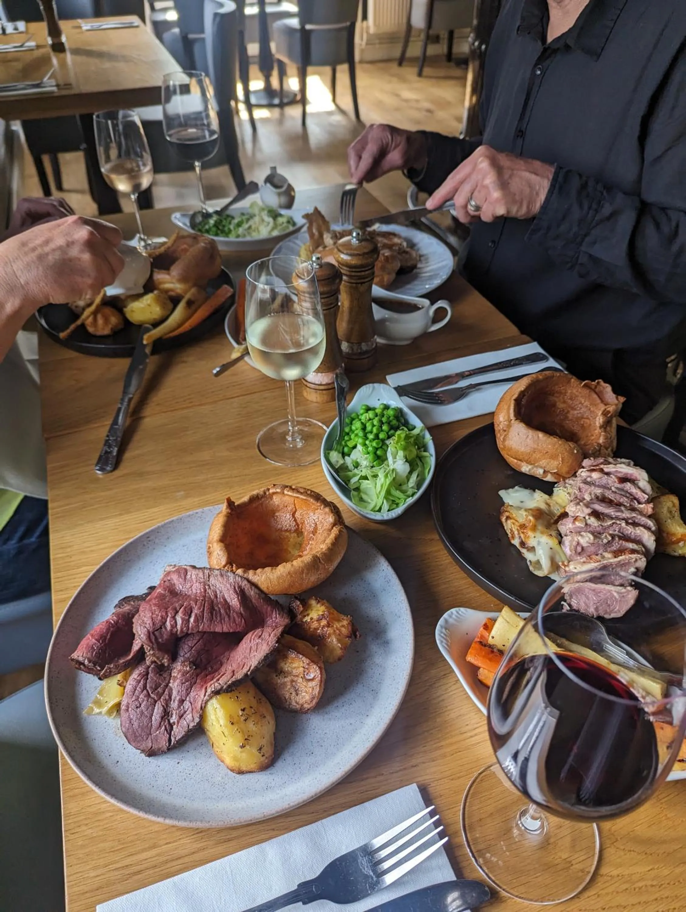 Restaurant/places to eat in The Duke Hotel