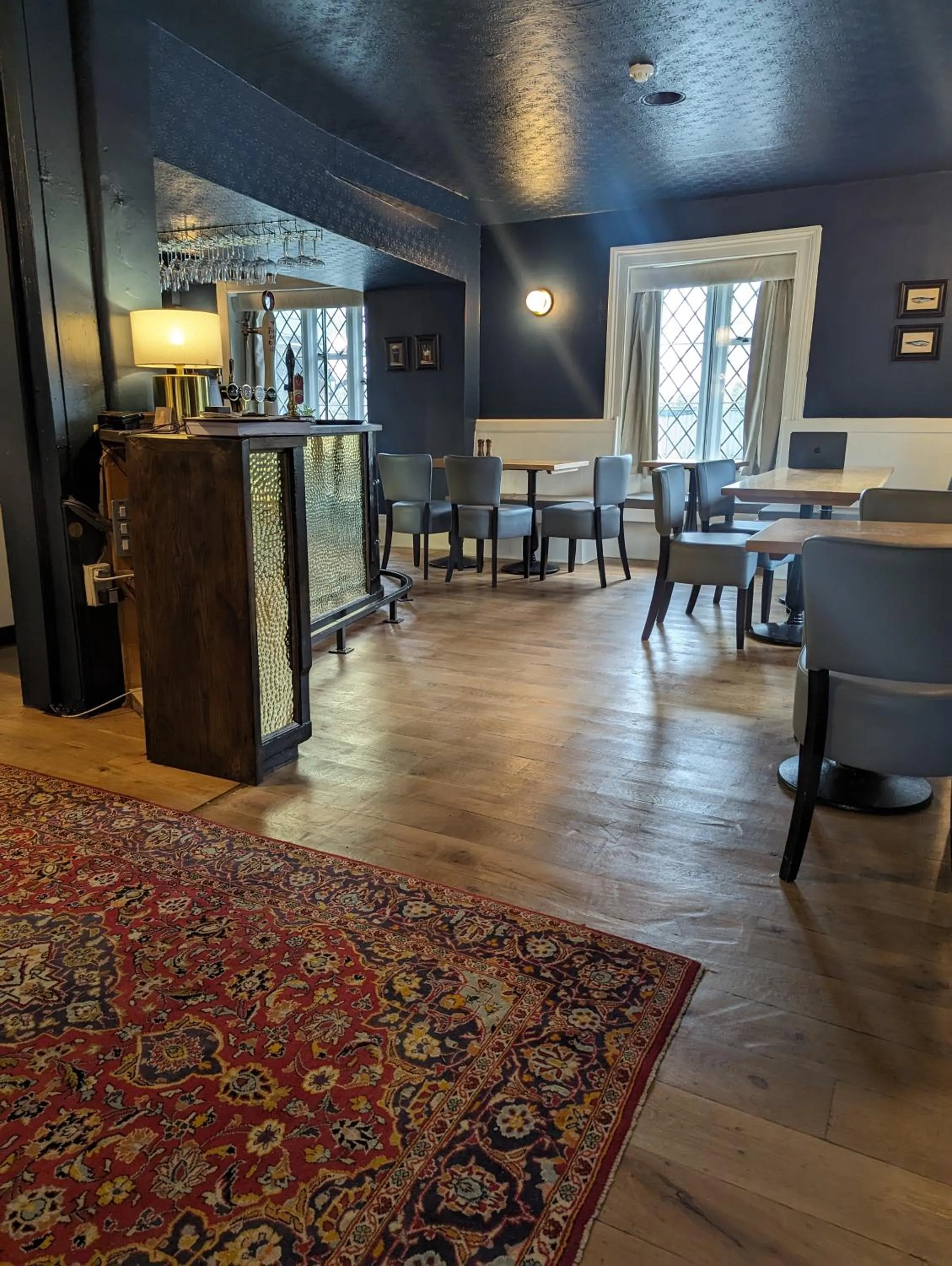 Restaurant/places to eat in The Duke Hotel