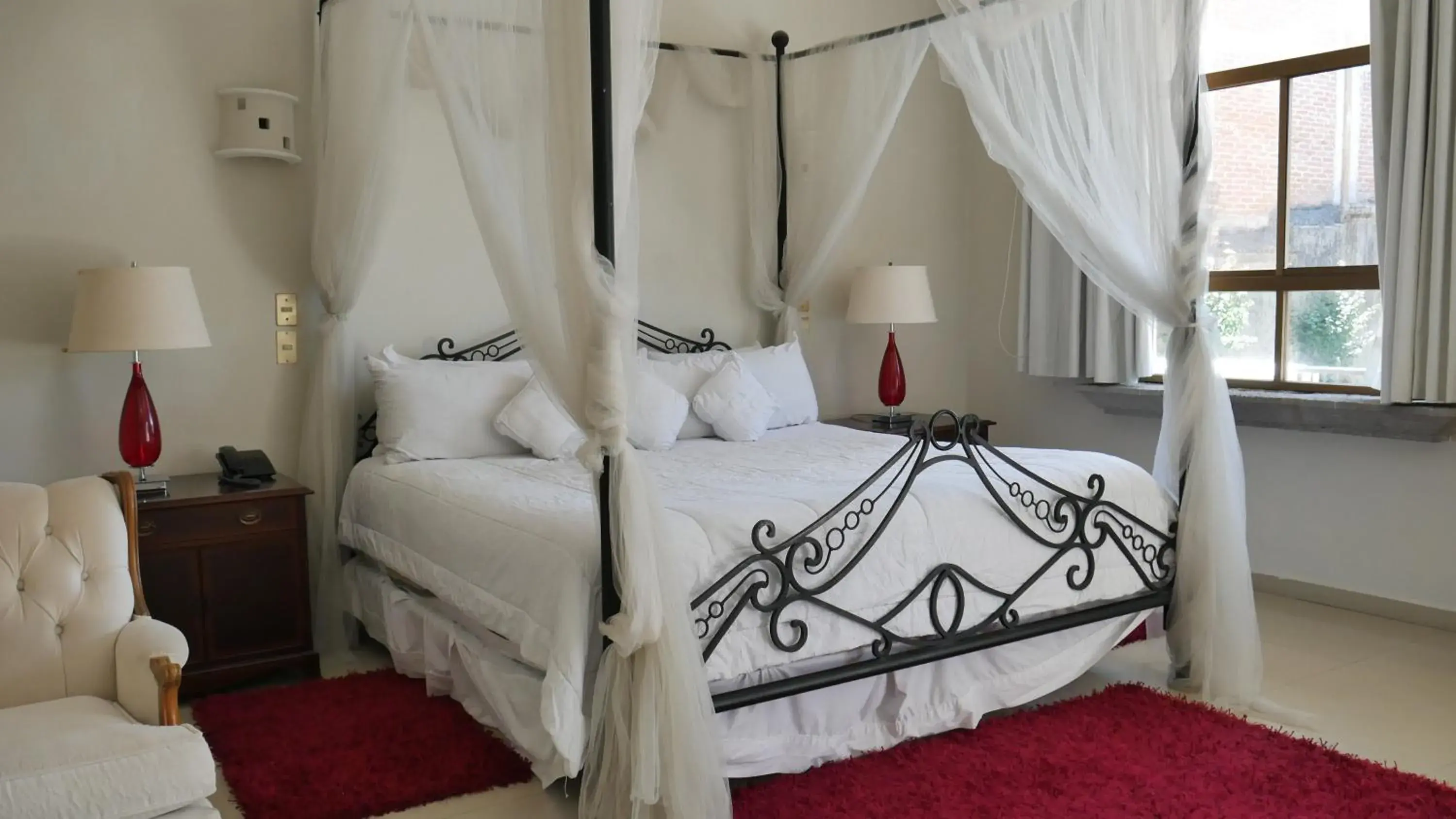 Deluxe King Room in Hotel Hacienda las Higueras Deluxe King Room in Hotel Hacienda las Higueras