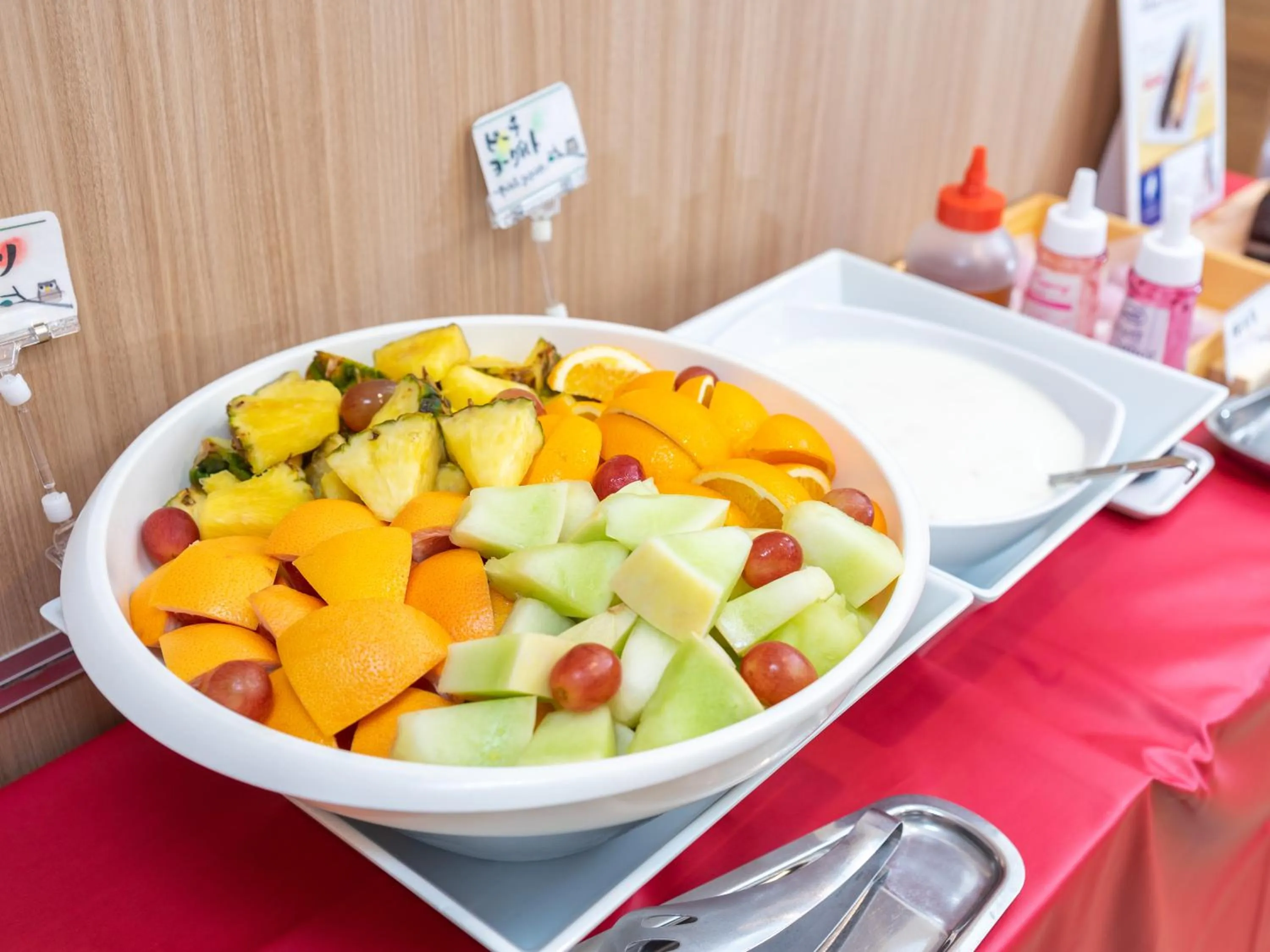 Food and drinks in Super Hotel Ikebukuro-Eki Kitaguchi