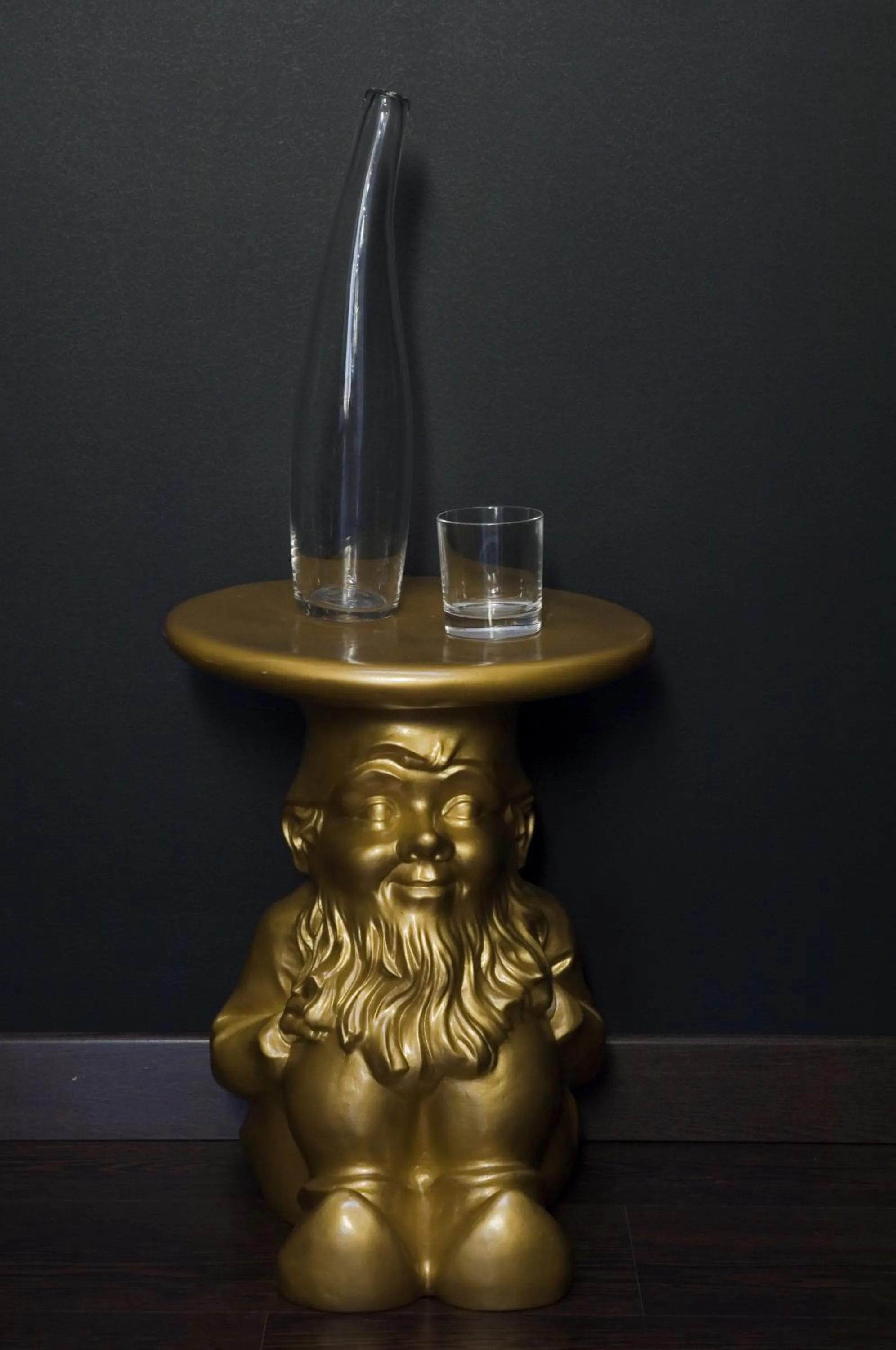 Decorative detail in Eh13 Luxury Accommodation