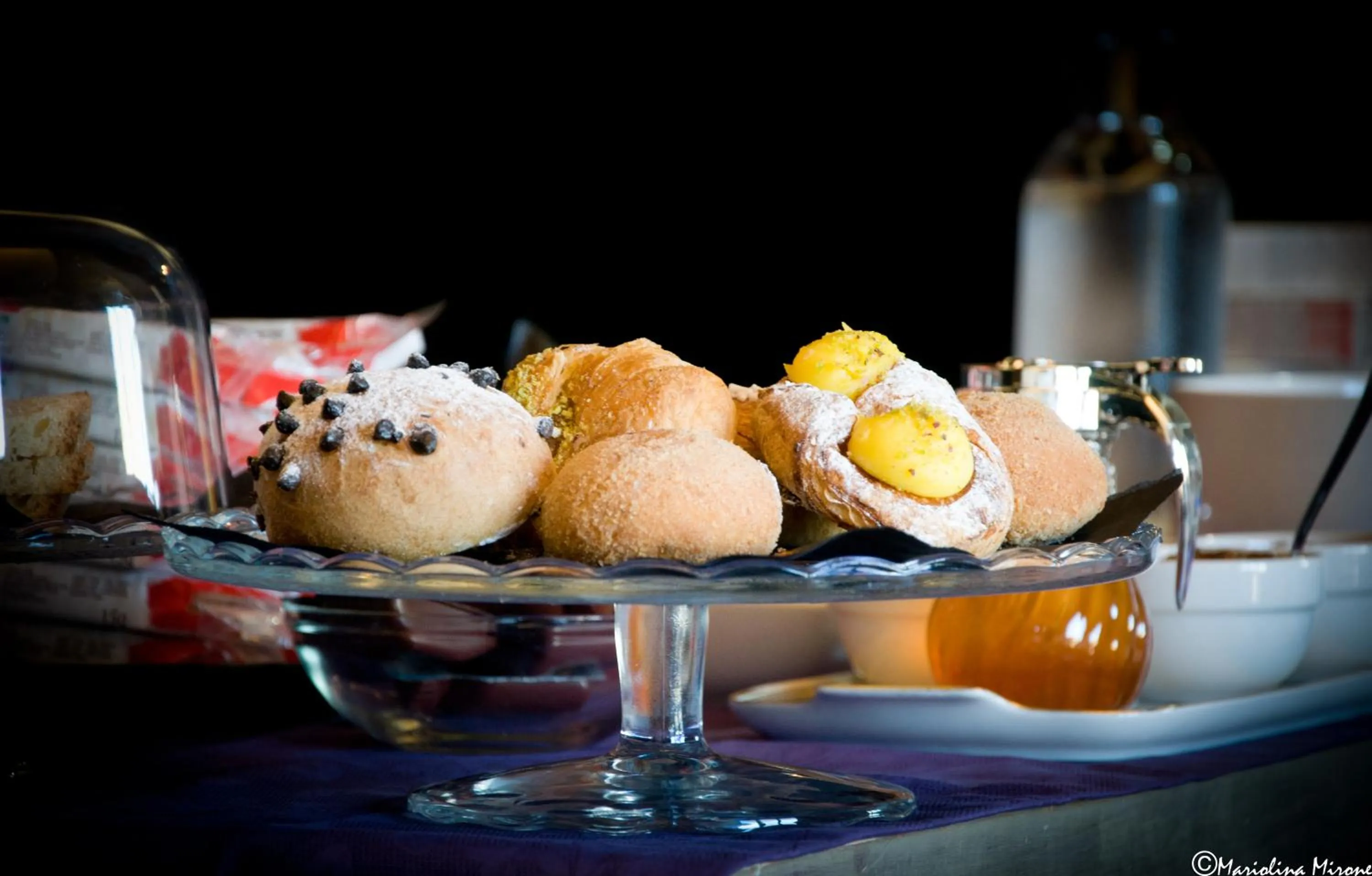 Food and drinks in Eh13 Luxury Accommodation