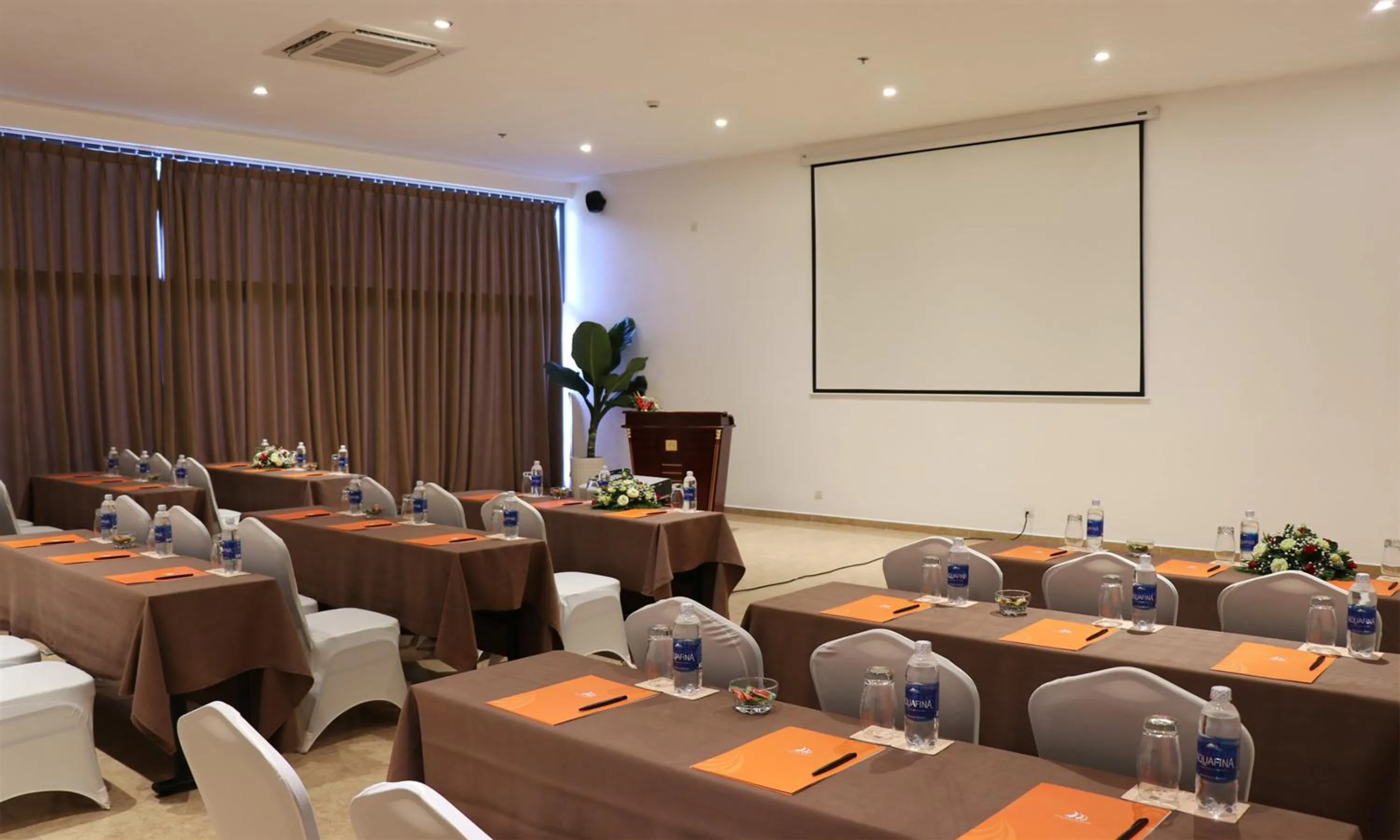 Meeting/conference room in Cam Ranh Riviera Beach Resort & Spa