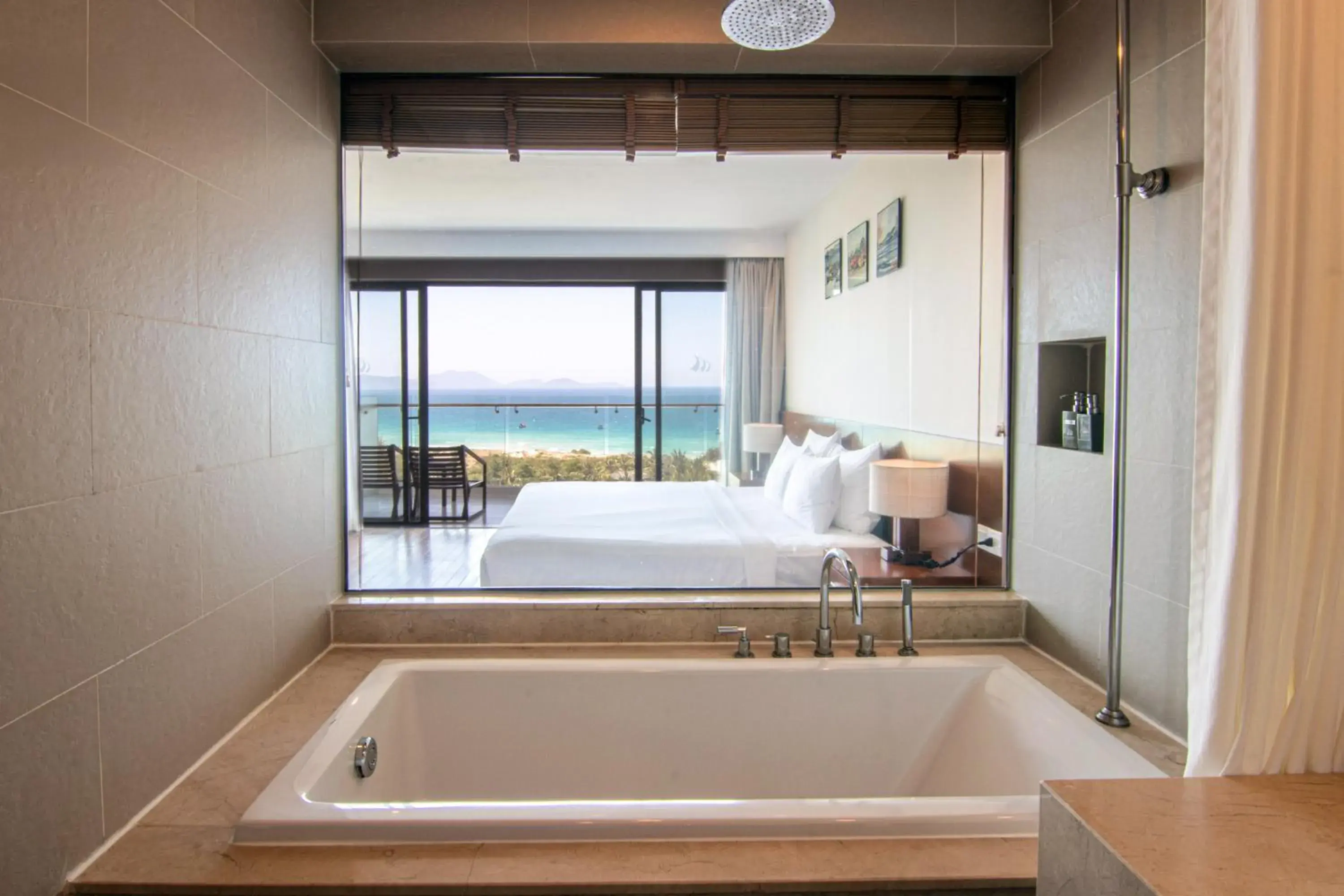 Bath, Bed in Cam Ranh Riviera Beach Resort & Spa Bath, Bed in Cam Ranh Riviera Beach Resort & Spa