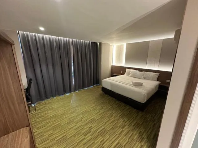 Bed in Li Garden Hotel