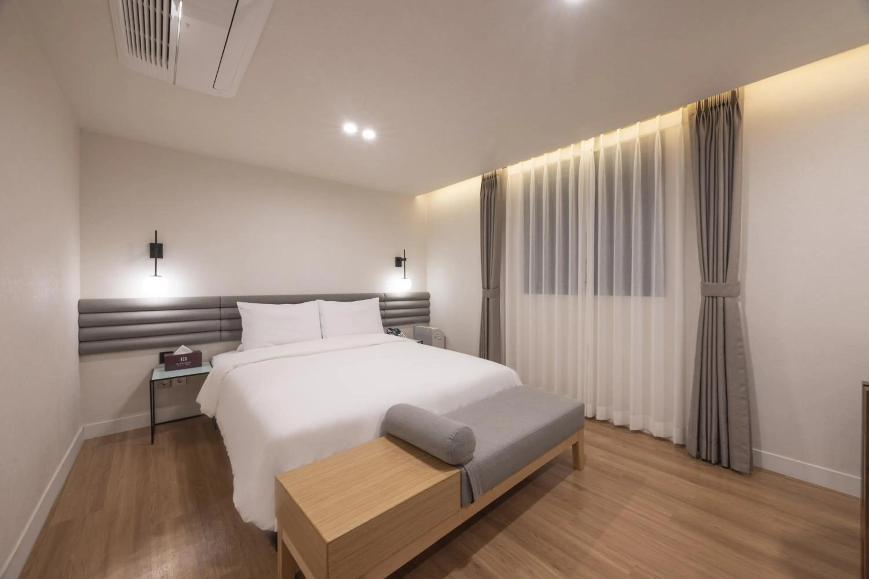 Bed in H-Avenue Hotel Haeundae