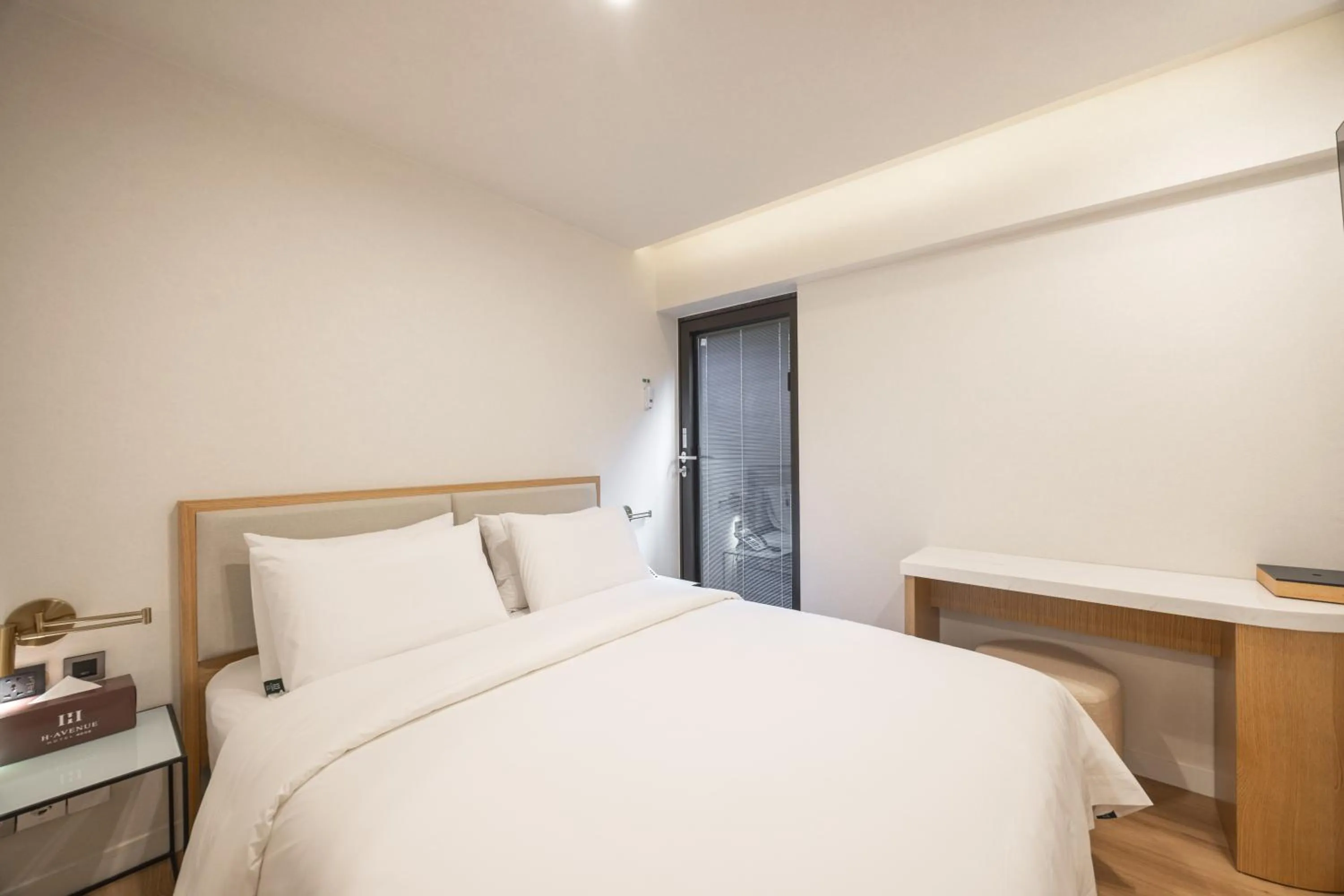 Bed in H-Avenue Hotel Haeundae