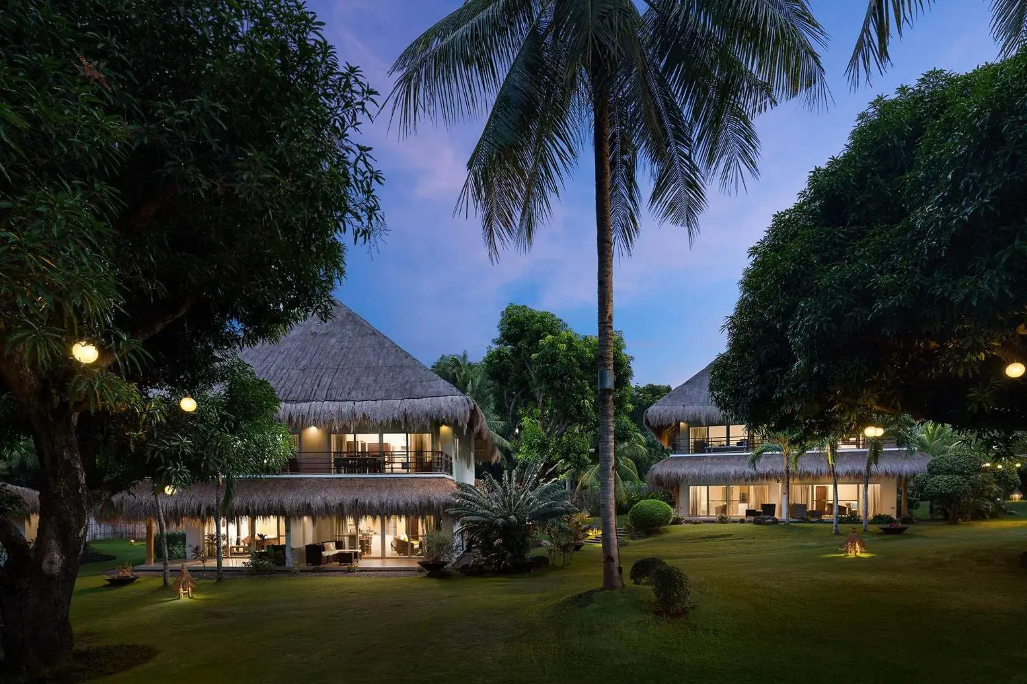 Night in Atmosphere Resorts & Spa Night in Atmosphere Resorts & Spa