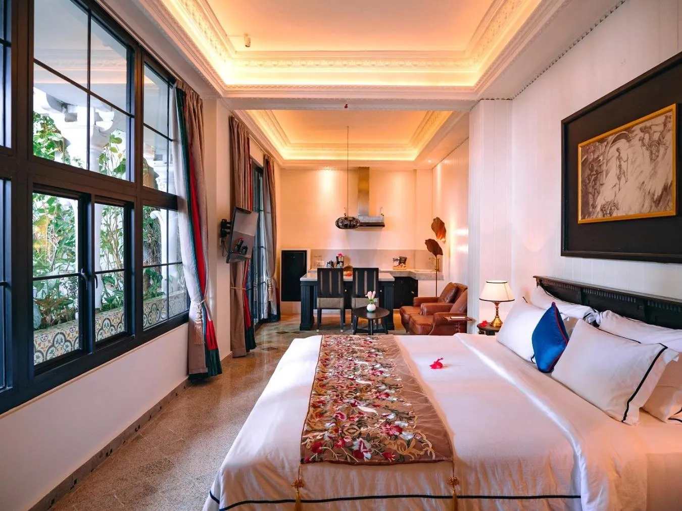 Bedroom, Bed in House of Tugu, Old Town Jakarta