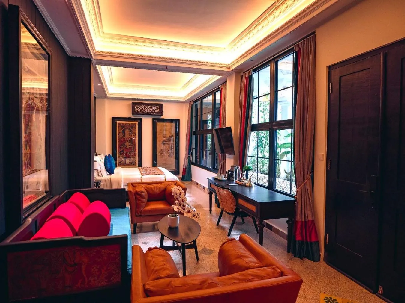 Bedroom, Bed in House of Tugu, Old Town Jakarta