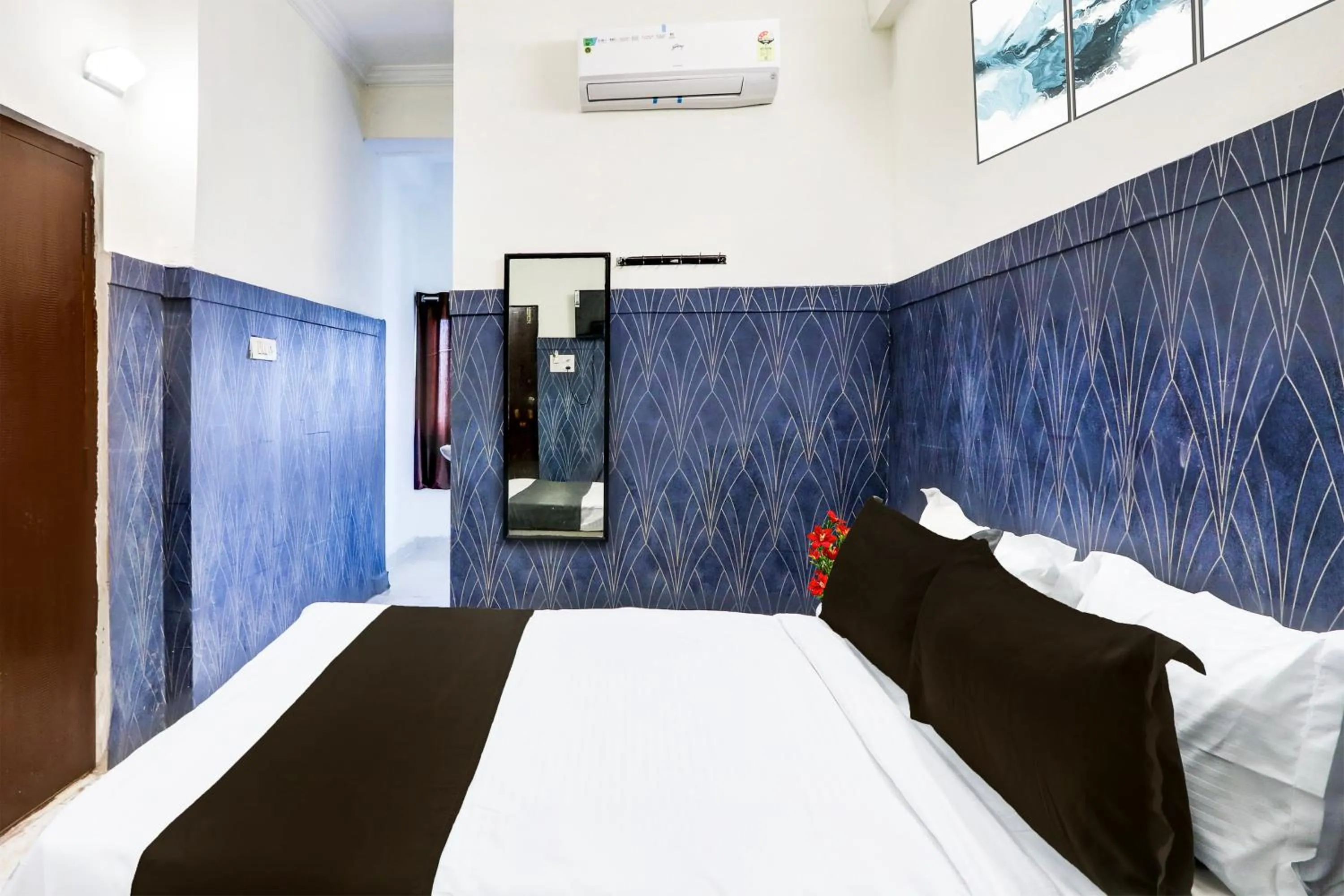 Bedroom, Bed in Collection O Kukatpally S Palace