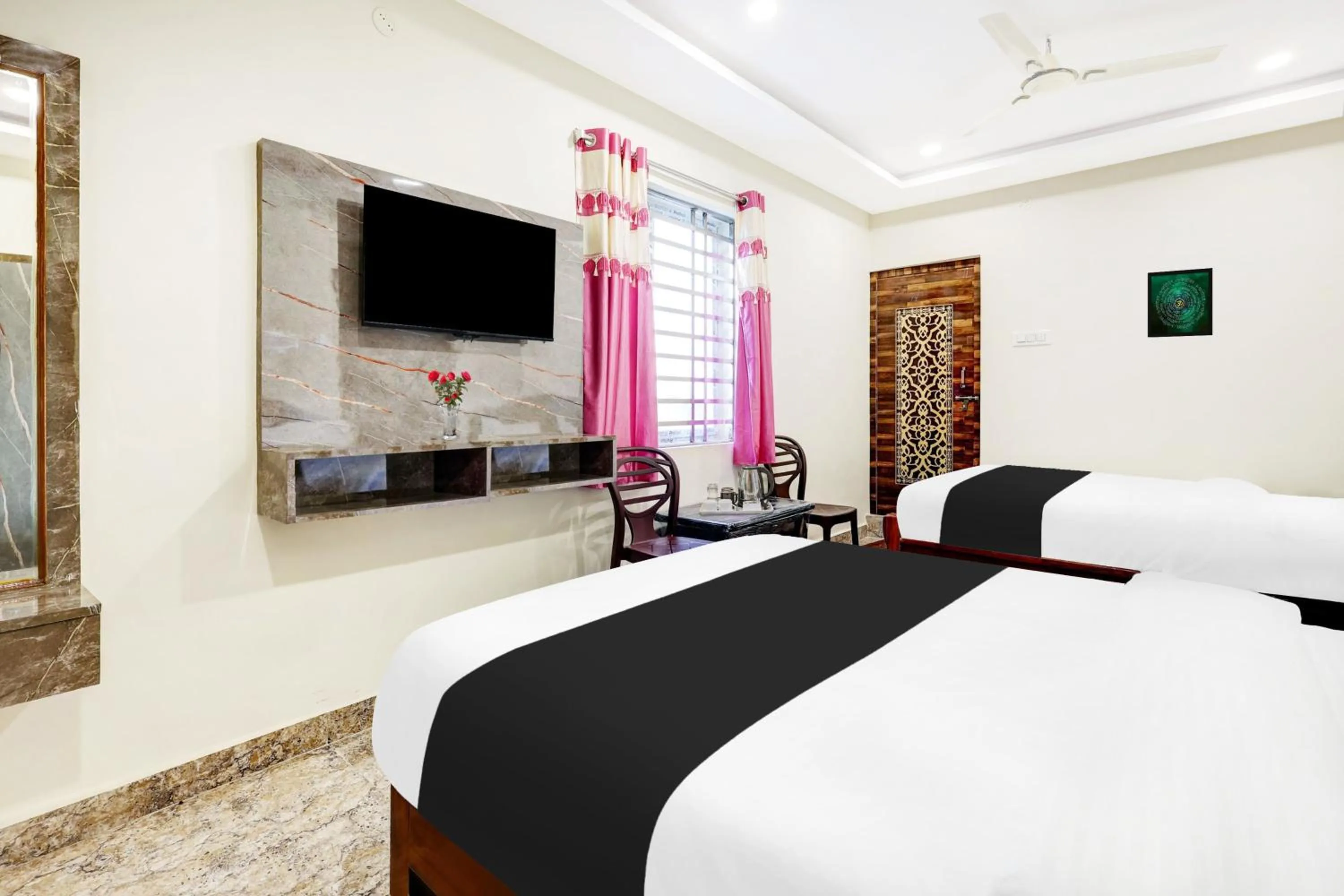 Bedroom, Bed in Super Hotel O Vizianagaram Near Railway Station