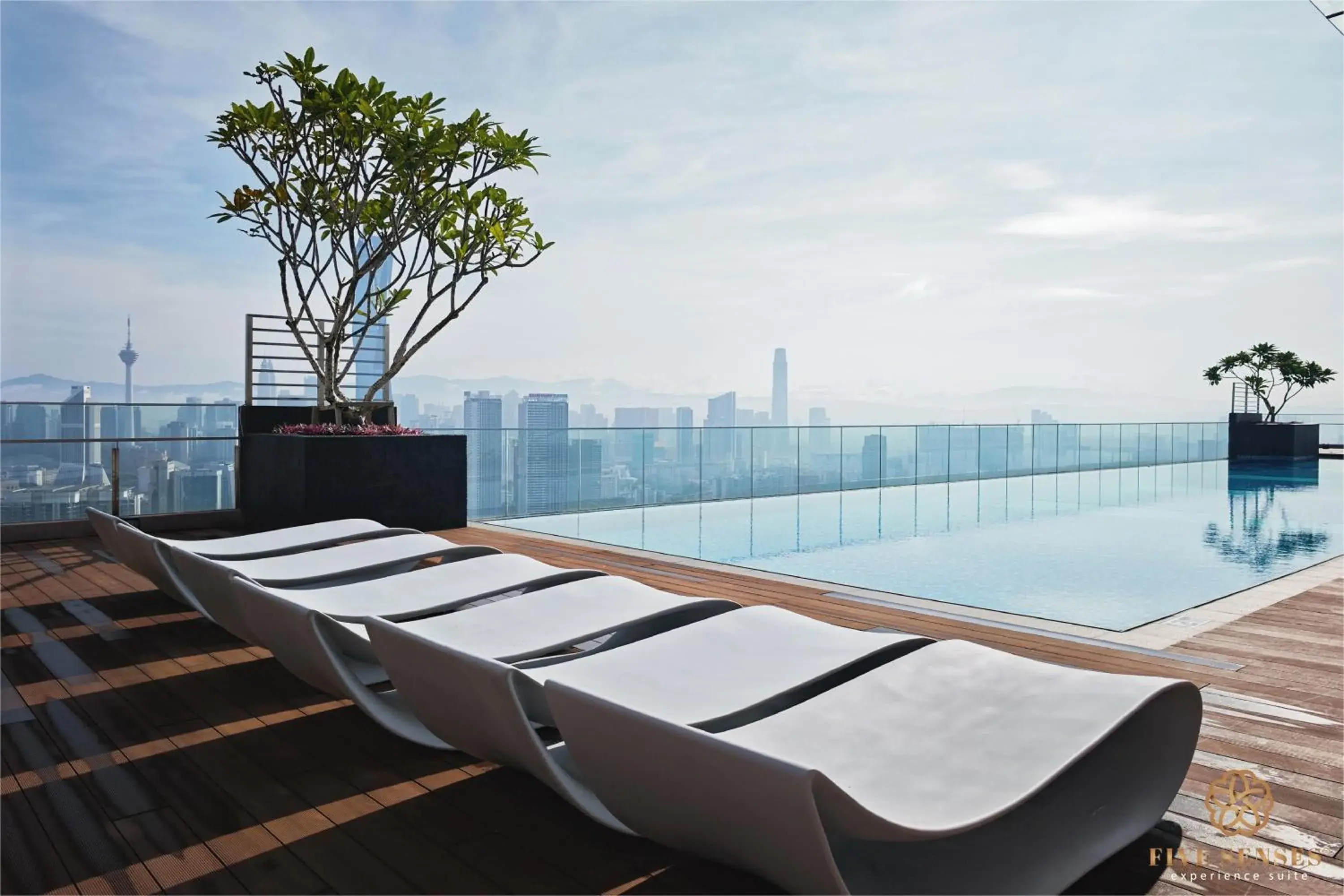 Riveria Premium Kuala Lumpur, Roam Riveria Premium Kuala Lumpur, Roam