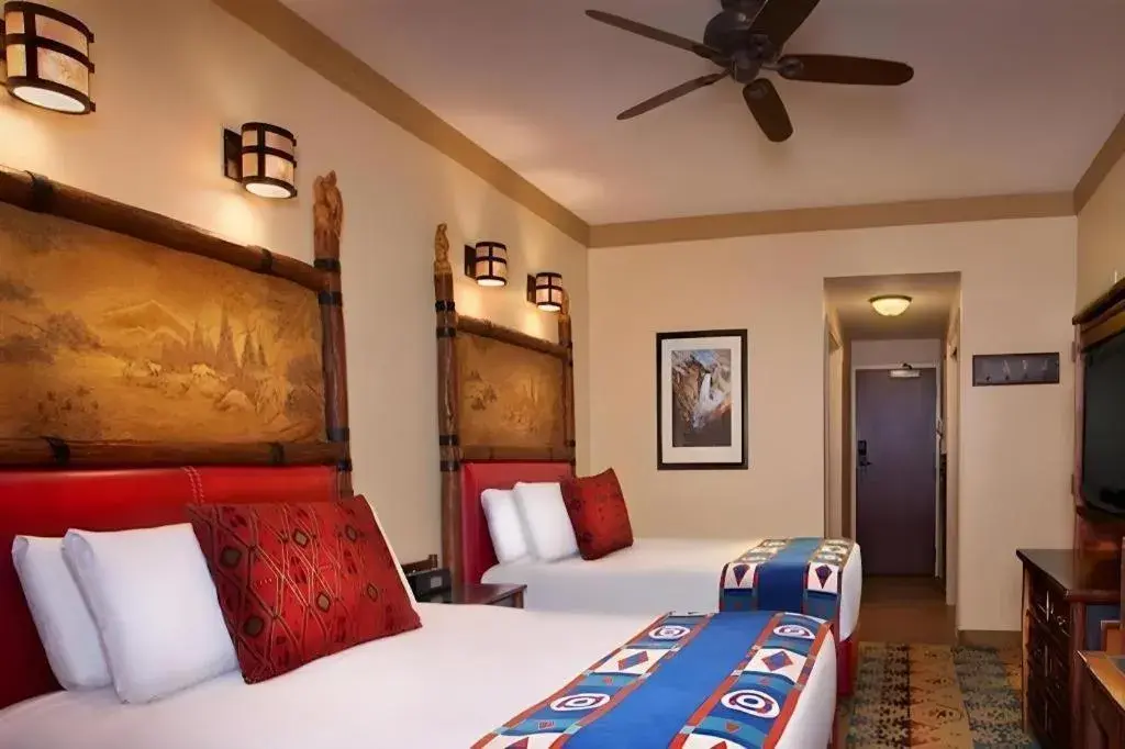 Bed in Disney's Wilderness Lodge Bed in Disney's Wilderness Lodge
