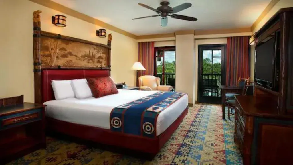 Bed in Disney's Wilderness Lodge Bed in Disney's Wilderness Lodge